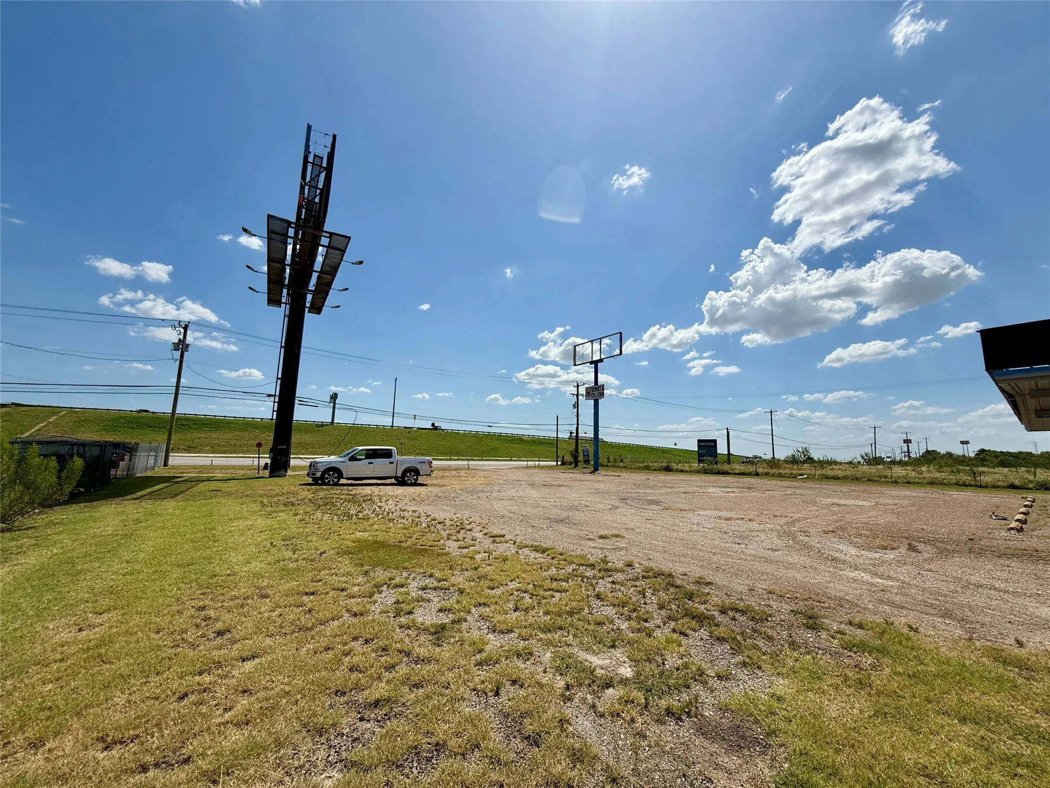 Warehouse For Sale in Kaufman County , 5878 W US Highway 80, Terrell, Texas 75160, 0, 0, Garage spaces, 0 Sqft, built in 1976, Price $1,499,900, mls#21328232, Real Estate Agent in Terrell, Homes For Sale in Kaufman county, Homes For Sale in Terrell, Realtor in Terrell Texas, Real Estate Brokerage Independent Realty Texas, Luminita Cordes Realtor