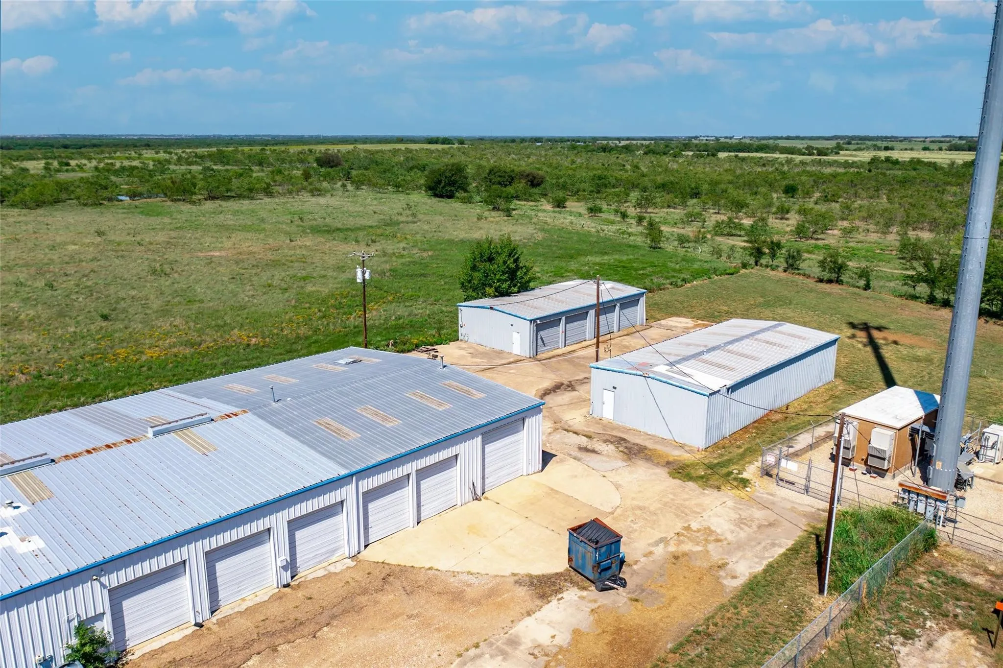 Warehouse For Sale in Kaufman County , 5878 W US Highway 80, Terrell, Texas 75160, 0, 0, Garage spaces, 0 Sqft, built in 1976, Price $1,499,900, mls#21328232, Real Estate Agent in Terrell, Homes For Sale in Kaufman county, Homes For Sale in Terrell, Realtor in Terrell Texas, Real Estate Brokerage Independent Realty Texas, Luminita Cordes Realtor