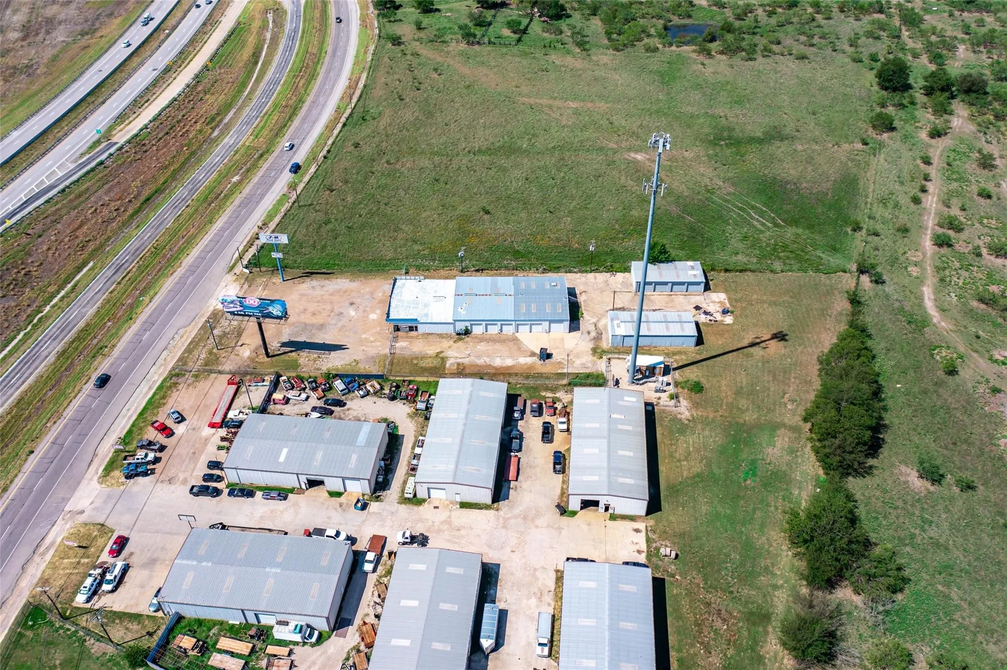 Warehouse For Sale in Kaufman County , 5878 W US Highway 80, Terrell, Texas 75160, 0, 0, Garage spaces, 0 Sqft, built in 1976, Price $1,499,900, mls#21328232, Real Estate Agent in Terrell, Homes For Sale in Kaufman county, Homes For Sale in Terrell, Realtor in Terrell Texas, Real Estate Brokerage Independent Realty Texas, Luminita Cordes Realtor
