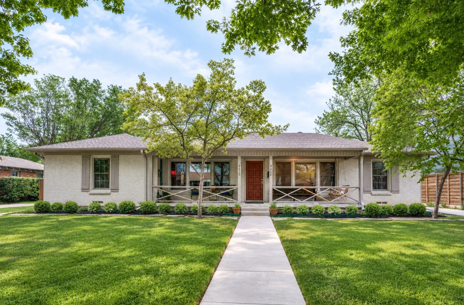 Duplex For Rent in Dallas County , 9210 San Fernando Way, Dallas, Texas 75218, 3 Bedroom, 2 Bathroom, Garage spaces, 1,606 Sqft, built in 1952, mls#21328243, Real Estate Agent in Dallas, Homes For Rent in Dallas county, Homes For Rent in Dallas, Realtor in Dallas Texas, Real Estate Brokerage Independent Realty Texas, Luminita Cordes Realtor