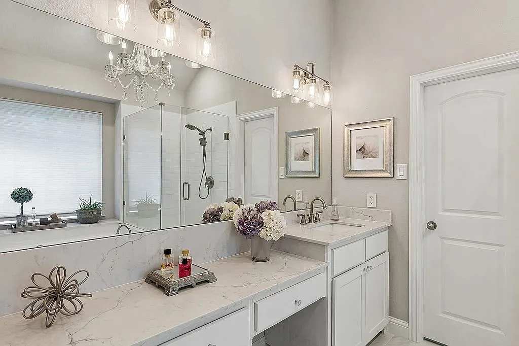 Townhouse For Sale in Dallas County , 6303 Wildlife Trail, Garland, Texas 75044, 3 Bedroom, 3 Bathroom, 2 Garage spaces, 2,267 Sqft, built in 2008, mls#21327762, Real Estate Agent in Garland, Homes For Sale in Dallas county, Homes For Sale in Garland, Realtor in Garland Texas, Real Estate Brokerage Independent Realty Texas, Luminita Cordes Realtor