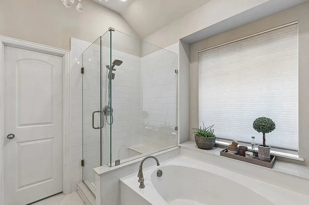 Townhouse For Sale in Dallas County , 6303 Wildlife Trail, Garland, Texas 75044, 3 Bedroom, 3 Bathroom, 2 Garage spaces, 2,267 Sqft, built in 2008, mls#21327762, Real Estate Agent in Garland, Homes For Sale in Dallas county, Homes For Sale in Garland, Realtor in Garland Texas, Real Estate Brokerage Independent Realty Texas, Luminita Cordes Realtor