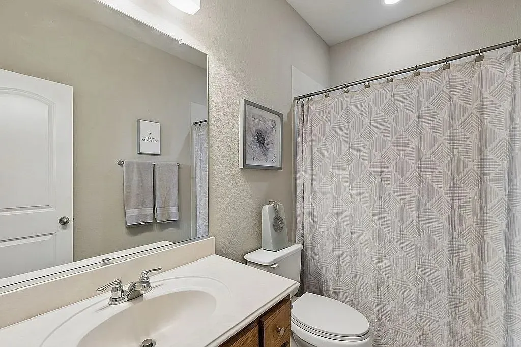 Townhouse For Sale in Dallas County , 6303 Wildlife Trail, Garland, Texas 75044, 3 Bedroom, 3 Bathroom, 2 Garage spaces, 2,267 Sqft, built in 2008, mls#21327762, Real Estate Agent in Garland, Homes For Sale in Dallas county, Homes For Sale in Garland, Realtor in Garland Texas, Real Estate Brokerage Independent Realty Texas, Luminita Cordes Realtor
