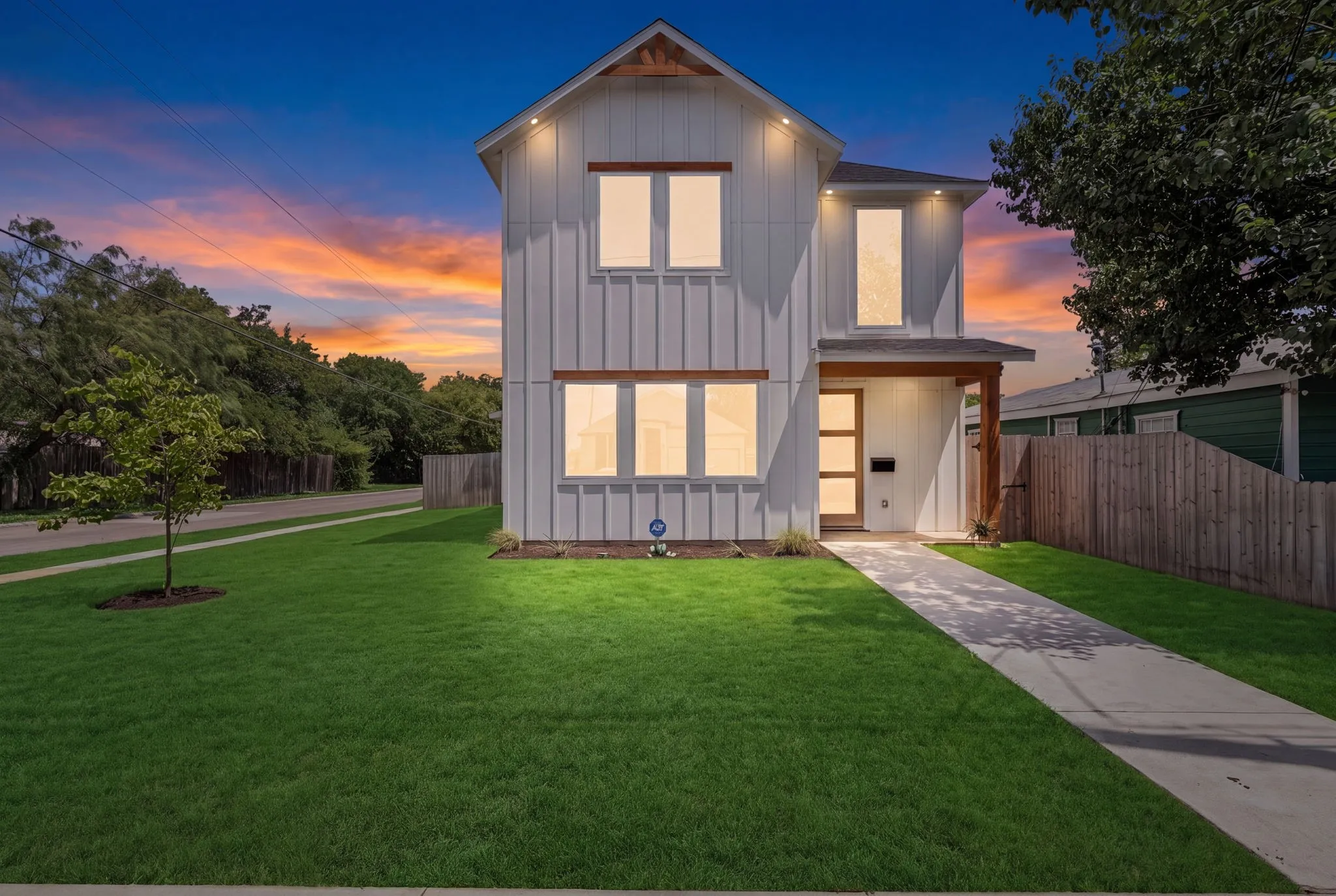 Single Family Residence For Sale in Dallas County , 3639 Pueblo Street, Dallas, Texas 75212, 3 Bedroom, 4 Bathroom, 2 Garage spaces, 1,765 Sqft, built in 2025, mls#21327284, Real Estate Agent in Dallas, Homes For Sale in Dallas county, Homes For Sale in Dallas, Realtor in Dallas Texas, Real Estate Brokerage Independent Realty Texas, Luminita Cordes Realtor