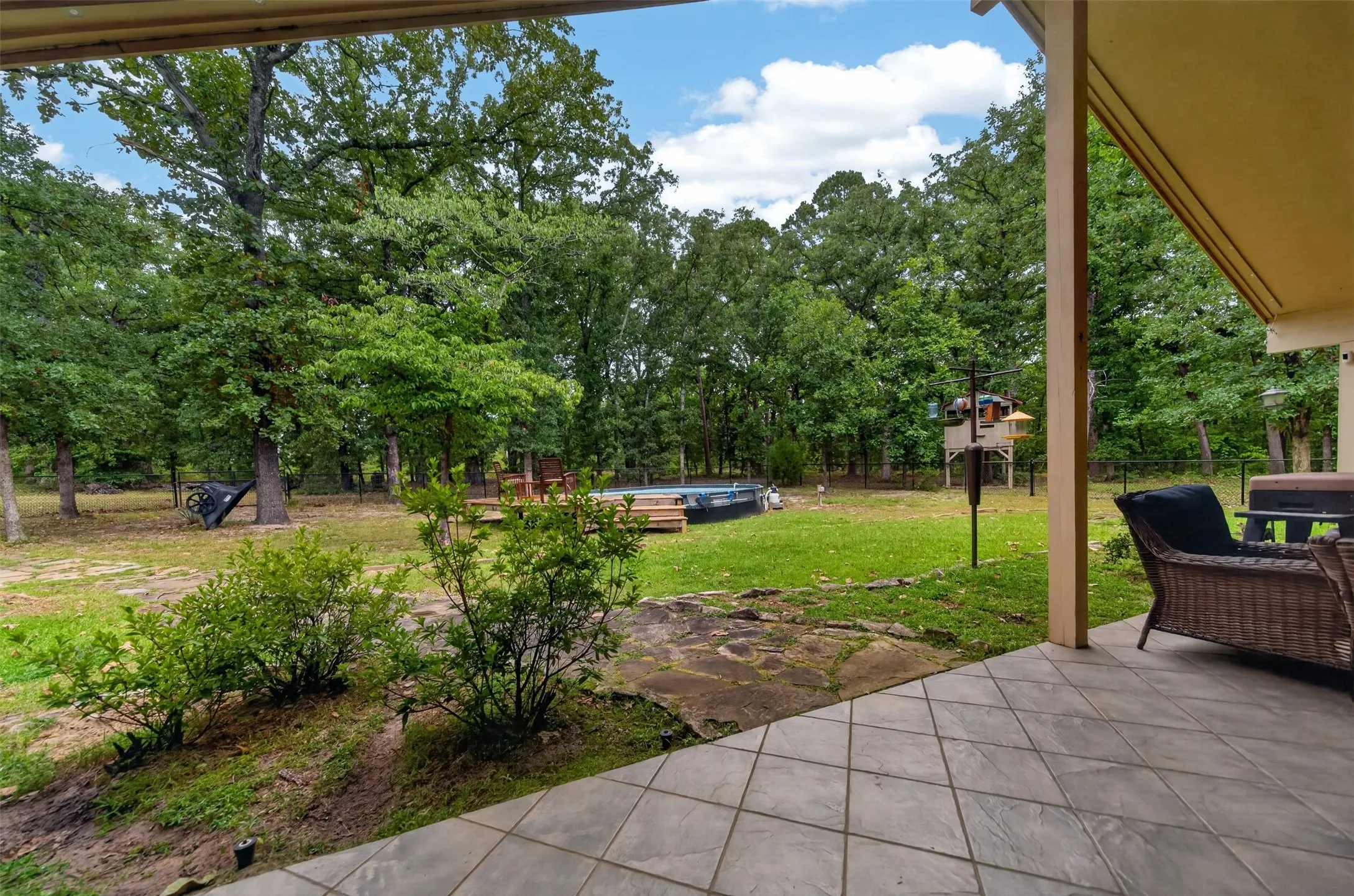 Single Family Residence For Sale in Wood County , 1325 Private Road 7905, Hawkins, Texas 75765, 3 Bedroom, 3 Bathroom, 2 Garage spaces, 2,106 Sqft, built in 2001, mls#21319885, Real Estate Agent in Hawkins, Homes For Sale in Wood county, Homes For Sale in Hawkins, Realtor in Hawkins Texas, Real Estate Brokerage Independent Realty Texas, Luminita Cordes Realtor