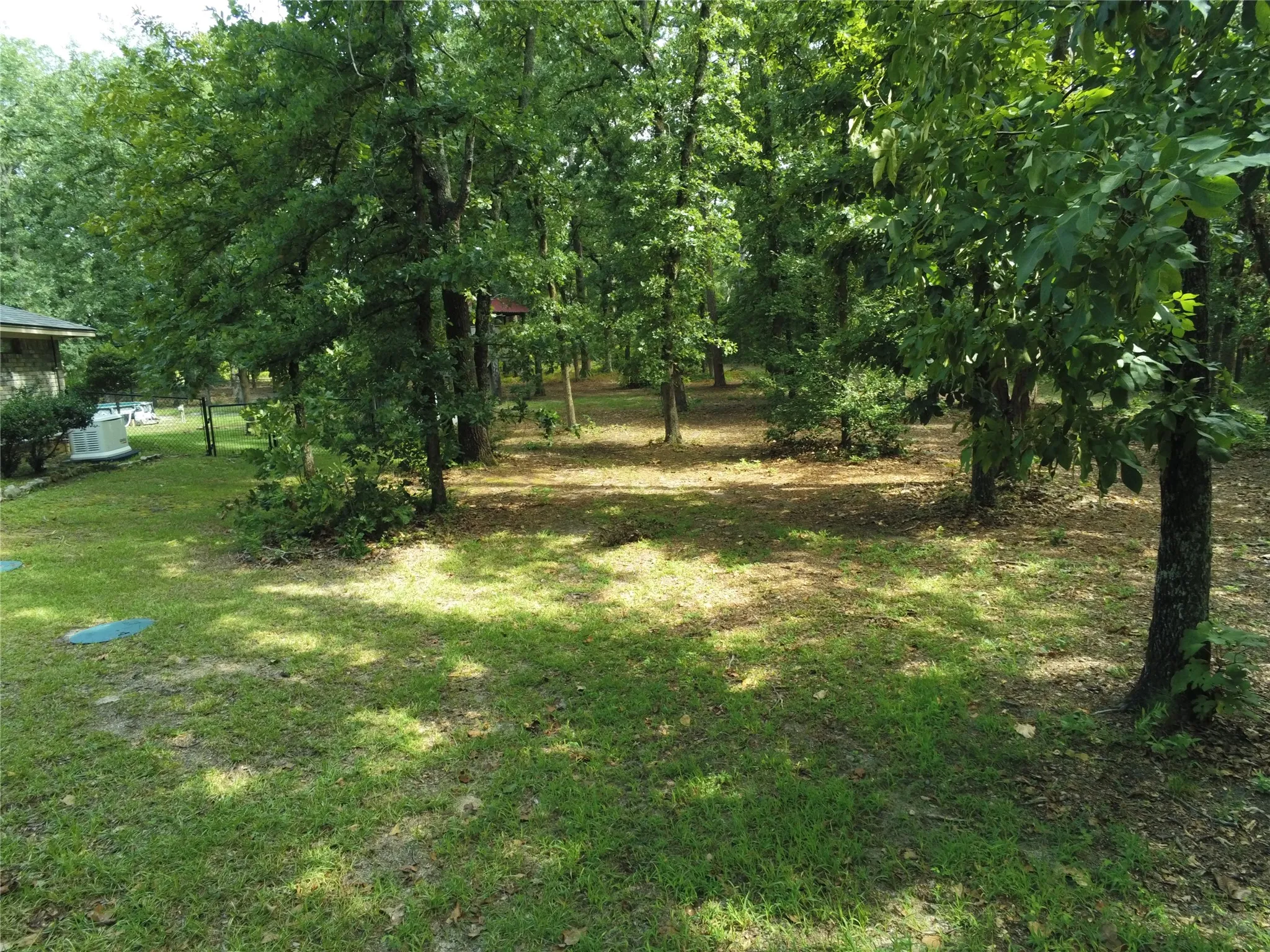 Single Family Residence For Sale in Wood County , 1325 Private Road 7905, Hawkins, Texas 75765, 3 Bedroom, 3 Bathroom, 2 Garage spaces, 2,106 Sqft, built in 2001, mls#21319885, Real Estate Agent in Hawkins, Homes For Sale in Wood county, Homes For Sale in Hawkins, Realtor in Hawkins Texas, Real Estate Brokerage Independent Realty Texas, Luminita Cordes Realtor