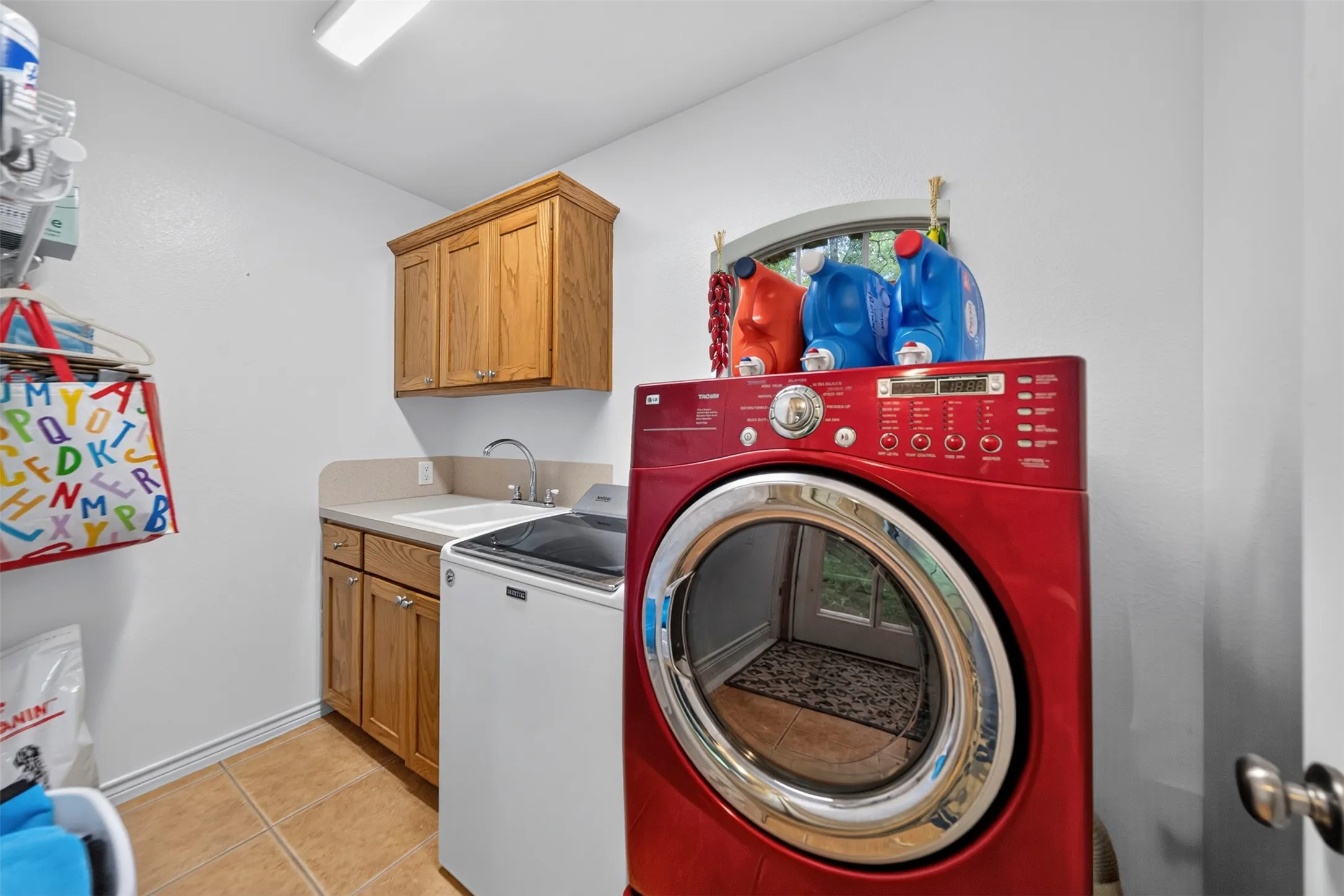 Single Family Residence For Sale in Wood County , 1325 Private Road 7905, Hawkins, Texas 75765, 3 Bedroom, 3 Bathroom, 2 Garage spaces, 2,106 Sqft, built in 2001, mls#21319885, Real Estate Agent in Hawkins, Homes For Sale in Wood county, Homes For Sale in Hawkins, Realtor in Hawkins Texas, Real Estate Brokerage Independent Realty Texas, Luminita Cordes Realtor