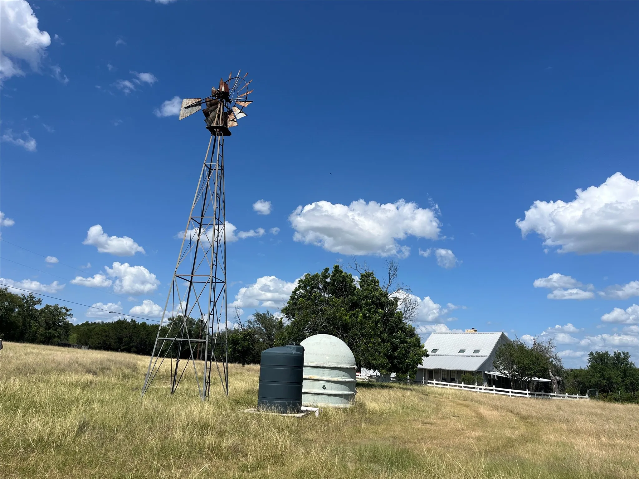 Single Family Residence For Sale in Bosque County , 895 County Road 2480, Hico, Texas 76457, 2 Bedroom, 2 Bathroom, Garage spaces, 1,312 Sqft, built in 1995, mls#21328267, Real Estate Agent in Hico, Homes For Sale in Bosque county, Homes For Sale in Hico, Realtor in Hico Texas, Real Estate Brokerage Independent Realty Texas, Luminita Cordes Realtor