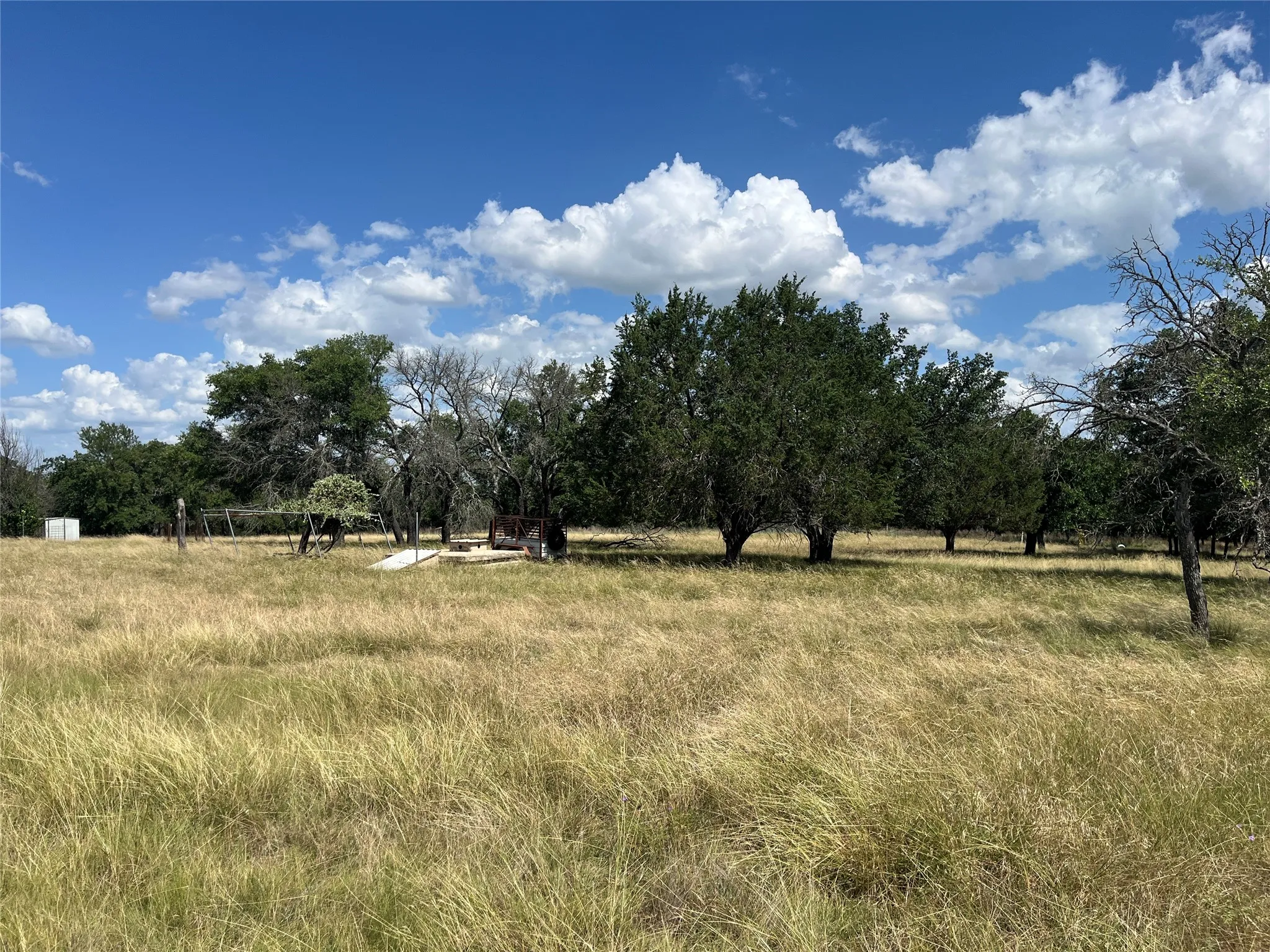 Single Family Residence For Sale in Bosque County , 895 County Road 2480, Hico, Texas 76457, 2 Bedroom, 2 Bathroom, Garage spaces, 1,312 Sqft, built in 1995, mls#21328267, Real Estate Agent in Hico, Homes For Sale in Bosque county, Homes For Sale in Hico, Realtor in Hico Texas, Real Estate Brokerage Independent Realty Texas, Luminita Cordes Realtor
