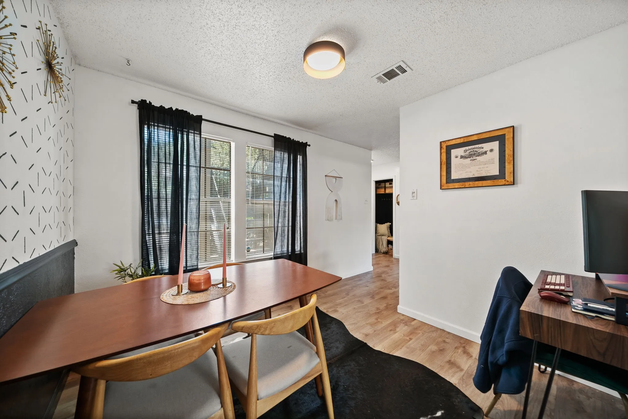 Condominium For Sale in Dallas County , 5335 Bent Tree Forest Drive 144, Dallas, Texas 75248, 2 Bedroom, 2 Bathroom, Garage spaces, 1,137 Sqft, built in 1981, mls#21325321, Real Estate Agent in Dallas, Homes For Sale in Dallas county, Homes For Sale in Dallas, Realtor in Dallas Texas, Real Estate Brokerage Independent Realty Texas, Luminita Cordes Realtor