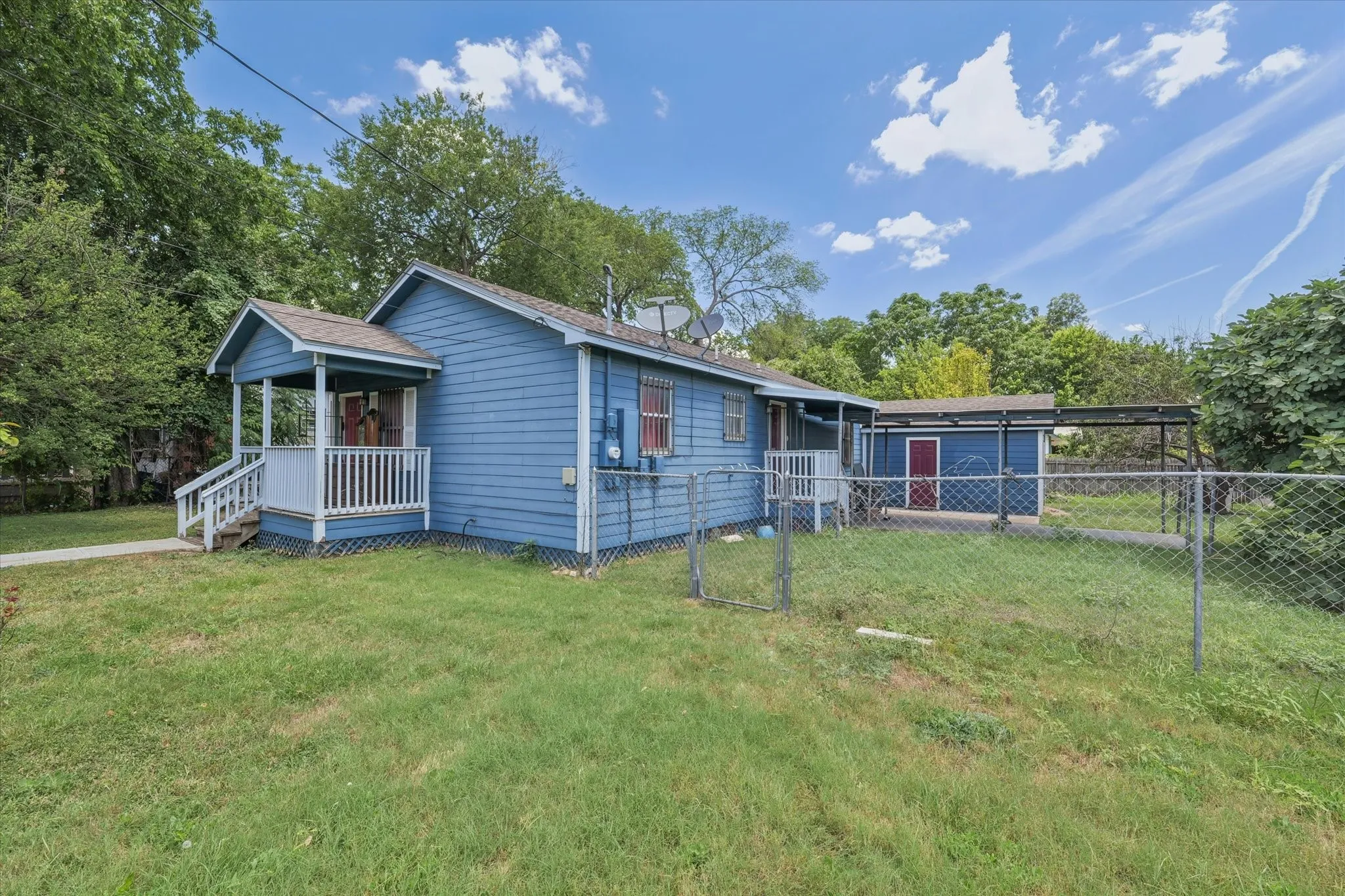 Single Family Residence For Sale in Mc Lennan County , 403 Dallas, Waco, Texas 76704, 3 Bedrooms, 2 Bathrooms, Garage spaces, 1,104 Sqft, built in 1998, Price $185,000, mls#21328003, Real Estate Agent in Waco, Homes For Sale in Mc Lennan county, Homes For Sale in Waco, Realtor in Waco Texas, Real Estate Brokerage Independent Realty Texas, Luminita Cordes Realtor