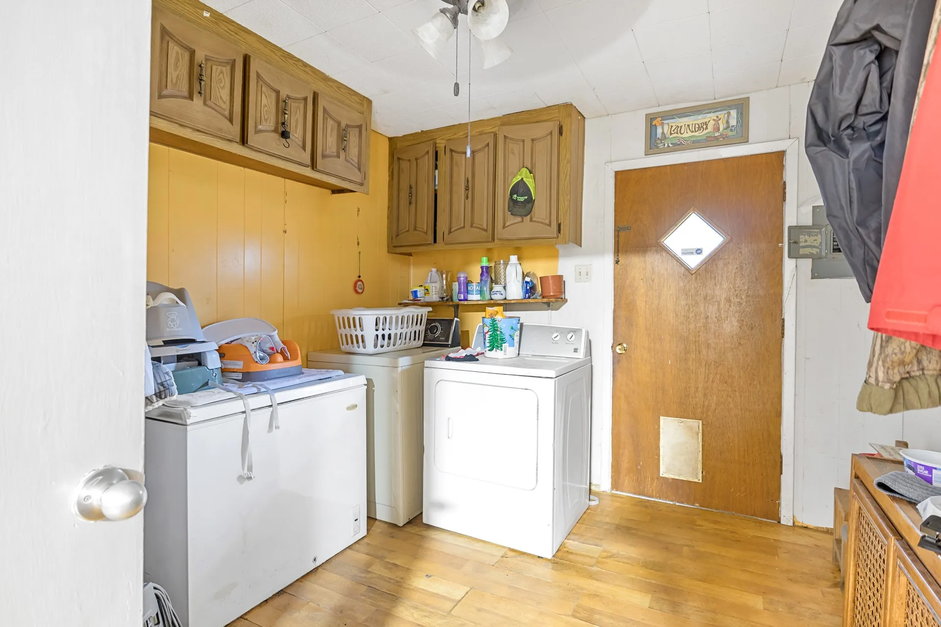 Single Family Residence For Sale in Cass County , 1710 COUNTY ROAD 2928, Hughes Springs, Texas 75656, 3 Bedroom, 2 Bathroom, 2 Garage spaces, 2,112 Sqft, built in 1980, mls#21328277, Real Estate Agent in Hughes Springs, Homes For Sale in Cass county, Homes For Sale in Hughes Springs, Realtor in Hughes Springs Texas, Real Estate Brokerage Independent Realty Texas, Luminita Cordes Realtor