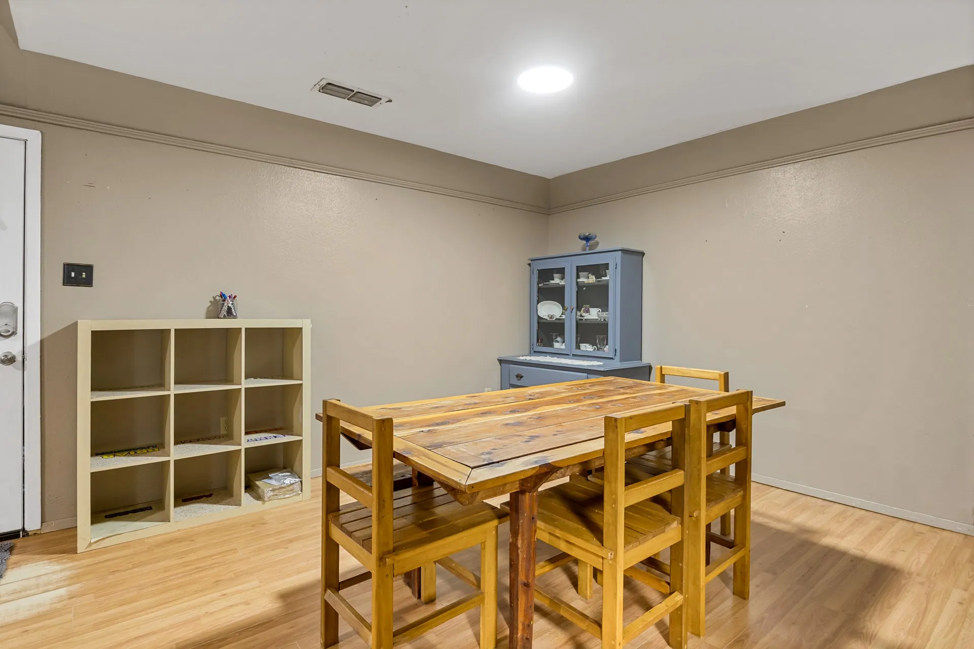 Single Family Residence For Sale in Cass County , 1710 COUNTY ROAD 2928, Hughes Springs, Texas 75656, 3 Bedroom, 2 Bathroom, 2 Garage spaces, 2,112 Sqft, built in 1980, mls#21328277, Real Estate Agent in Hughes Springs, Homes For Sale in Cass county, Homes For Sale in Hughes Springs, Realtor in Hughes Springs Texas, Real Estate Brokerage Independent Realty Texas, Luminita Cordes Realtor