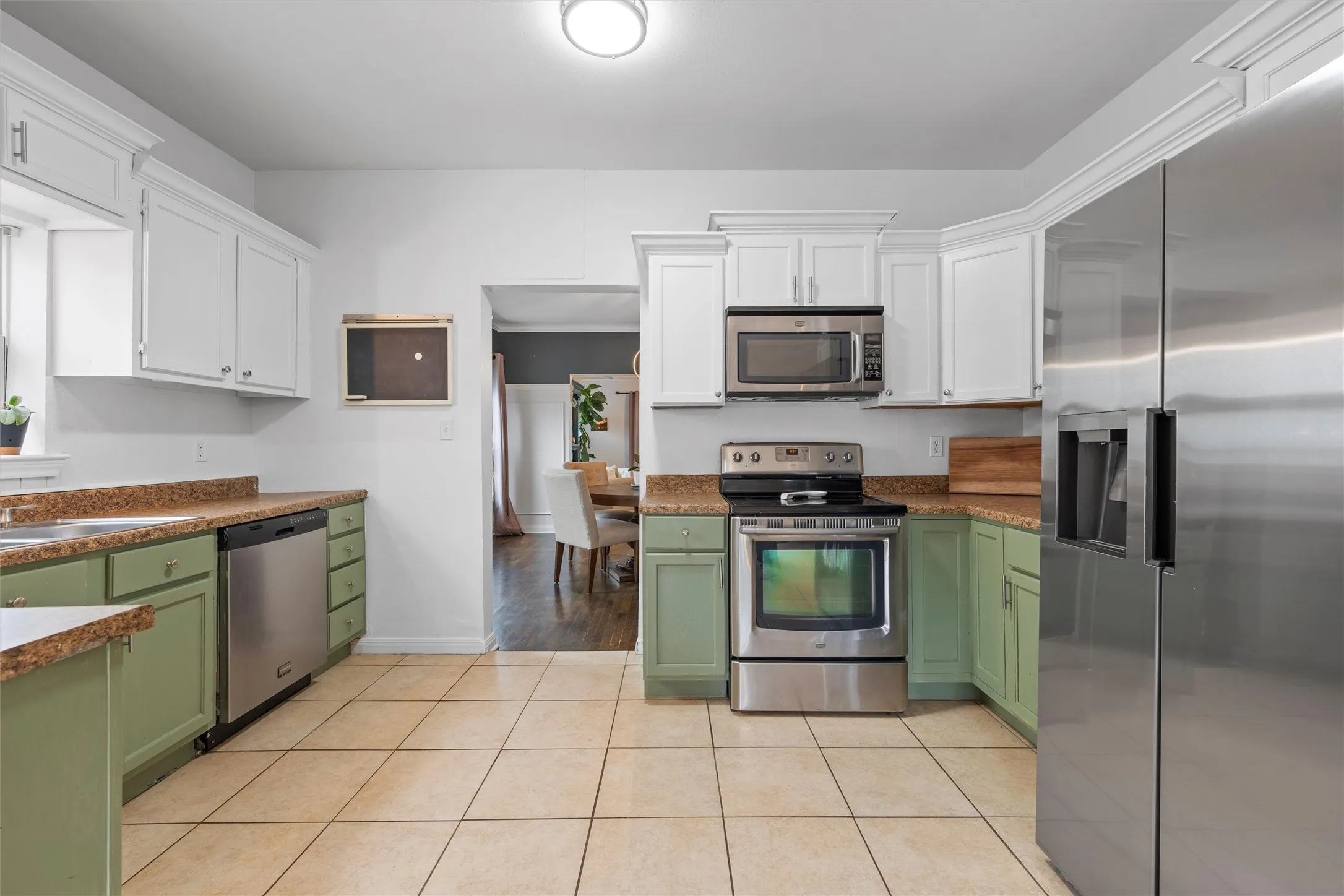 Single Family Residence For Sale in Mc Lennan County , 2923 Live Oak Avenue, Waco, Texas 76708, 2 Bedroom, 2 Bathroom, Garage spaces, 1,591 Sqft, built in 1935, mls#21328276, Real Estate Agent in Waco, Homes For Sale in Mc Lennan county, Homes For Sale in Waco, Realtor in Waco Texas, Real Estate Brokerage Independent Realty Texas, Luminita Cordes Realtor