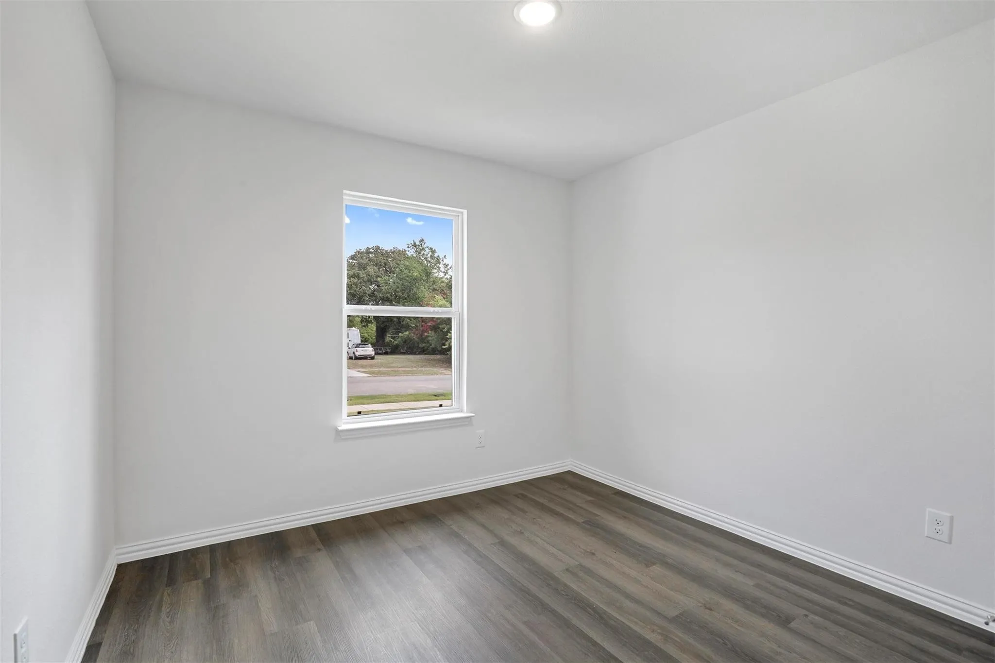 Single Family Residence For Rent in Grayson County , 406 E Munson Street, Denison, Texas 75021, 3 Bedroom, 2 Bathroom, 2 Garage spaces, 1,028 Sqft, built in 2023, mls#21328291, Real Estate Agent in Denison, Homes For Rent in Grayson county, Homes For Rent in Denison, Realtor in Denison Texas, Real Estate Brokerage Independent Realty Texas, Luminita Cordes Realtor