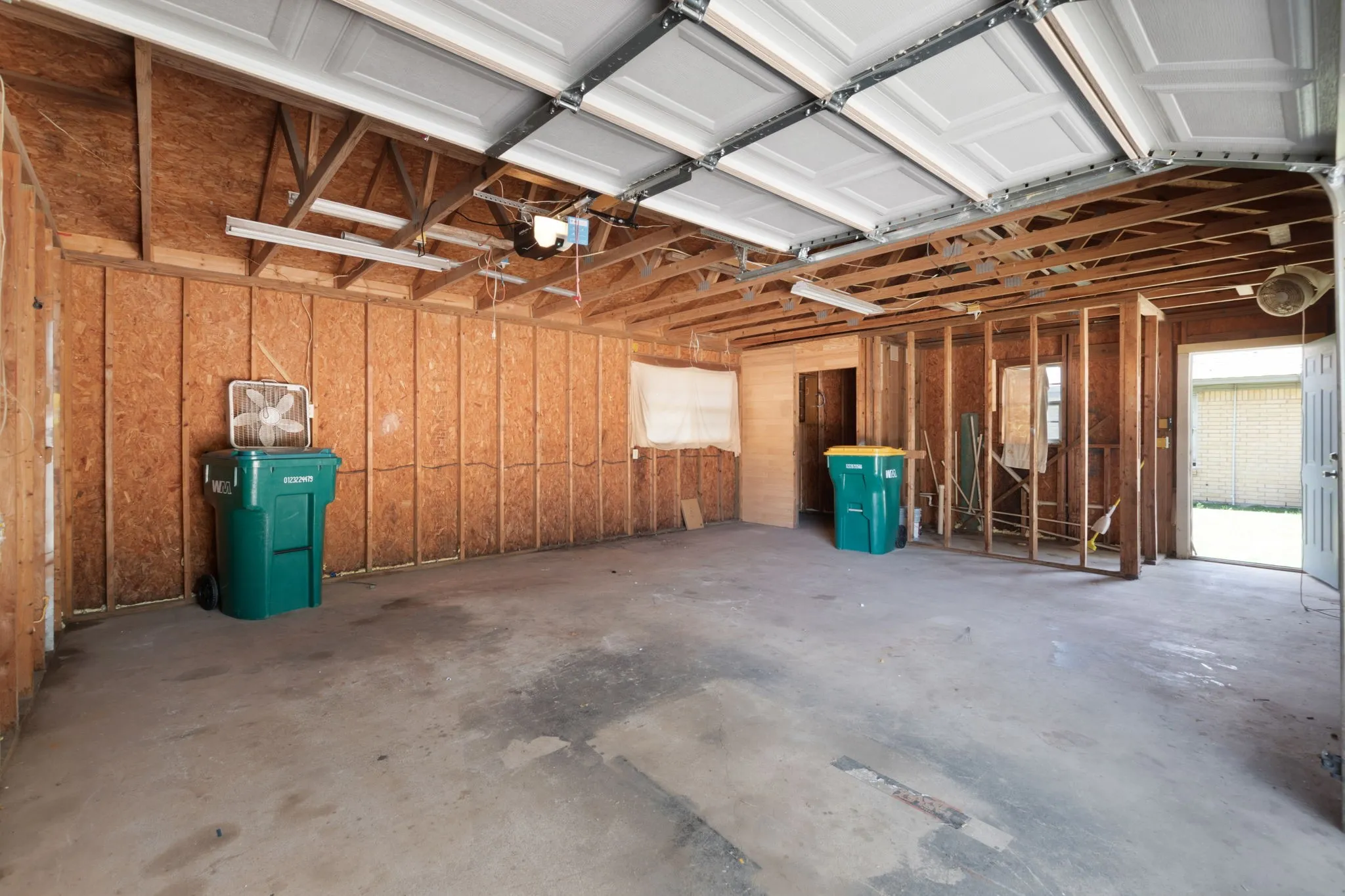 Single Family Residence For Sale in Coryell County , 3401 Jewell Drive, Gatesville, Texas 76528, 2 Bedroom, 1 Bathroom, 1 Garage spaces, 1,200 Sqft, built in 1984, mls#21328289, Real Estate Agent in Gatesville, Homes For Sale in Coryell county, Homes For Sale in Gatesville, Realtor in Gatesville Texas, Real Estate Brokerage Independent Realty Texas, Luminita Cordes Realtor