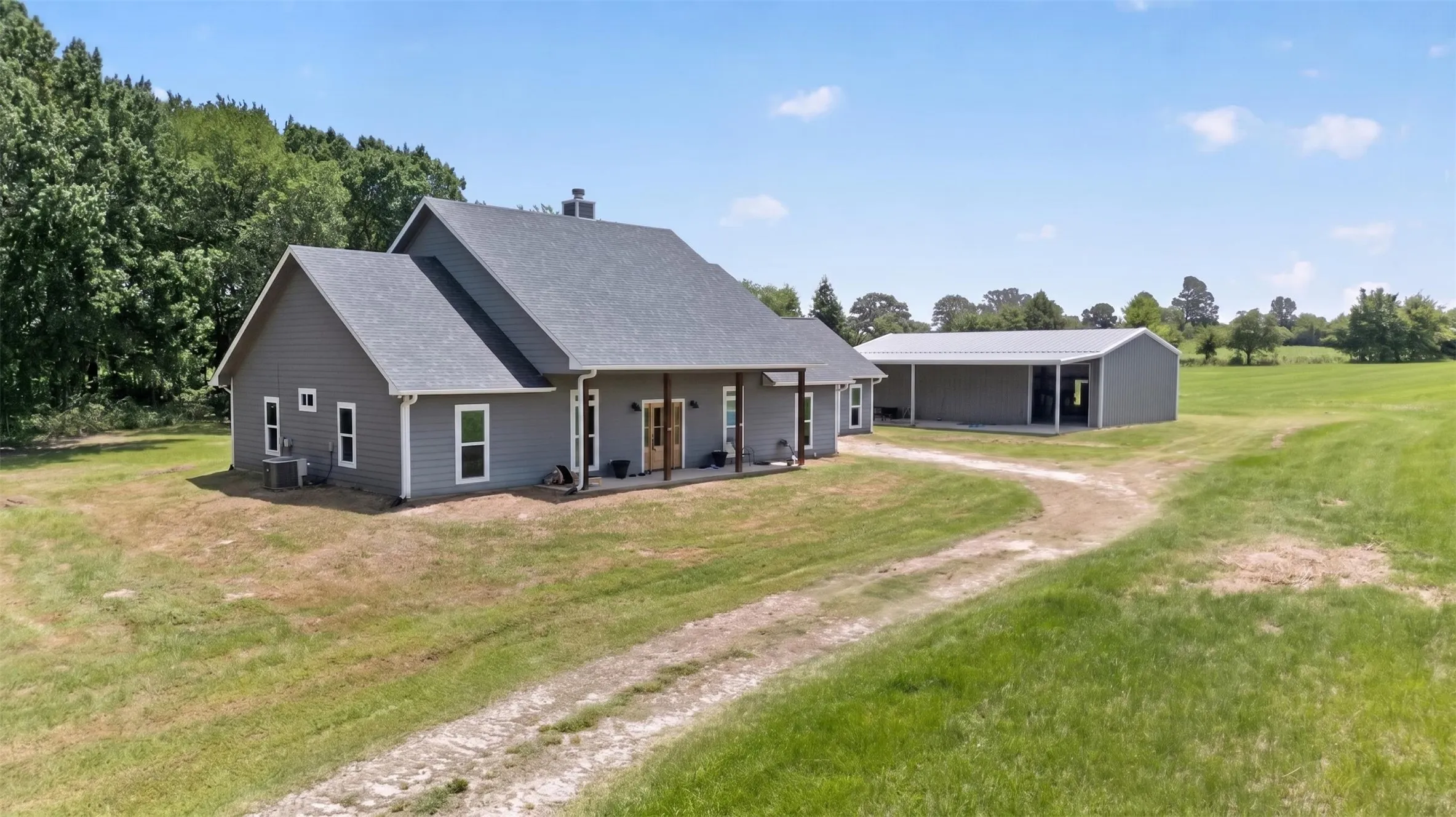 Farm For Sale in Wood County , 1094 County Road 2389, Alba, Texas 75410, 4 Bedroom, 3 Bathroom, 4 Garage spaces, 1,870 Sqft, built in 2019, mls#21328293, Real Estate Agent in Alba, Homes For Sale in Wood county, Homes For Sale in Alba, Realtor in Alba Texas, Real Estate Brokerage Independent Realty Texas, Luminita Cordes Realtor