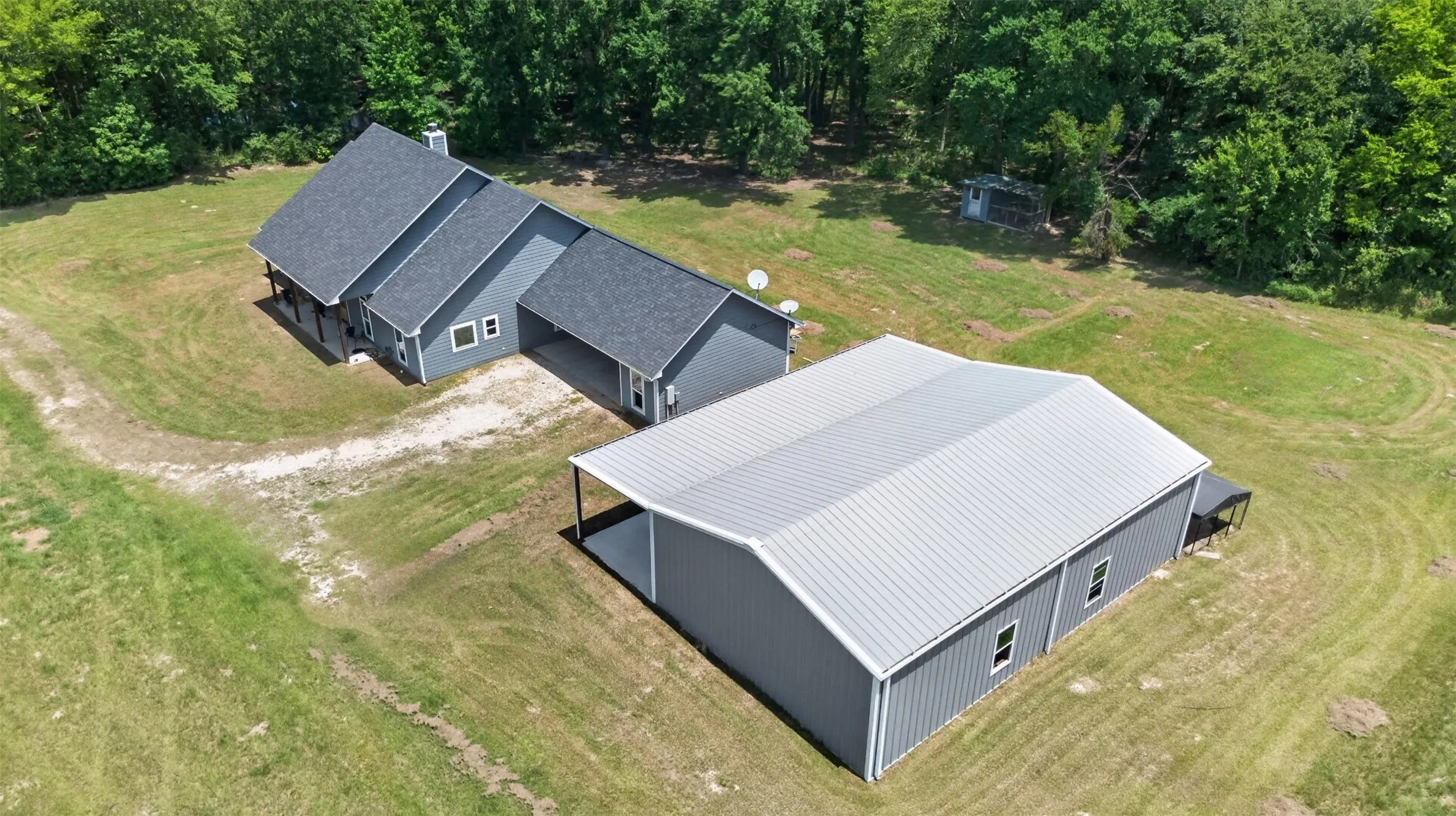 Farm For Sale in Wood County , 1094 County Road 2389, Alba, Texas 75410, 4 Bedroom, 3 Bathroom, 4 Garage spaces, 1,870 Sqft, built in 2019, mls#21328293, Real Estate Agent in Alba, Homes For Sale in Wood county, Homes For Sale in Alba, Realtor in Alba Texas, Real Estate Brokerage Independent Realty Texas, Luminita Cordes Realtor