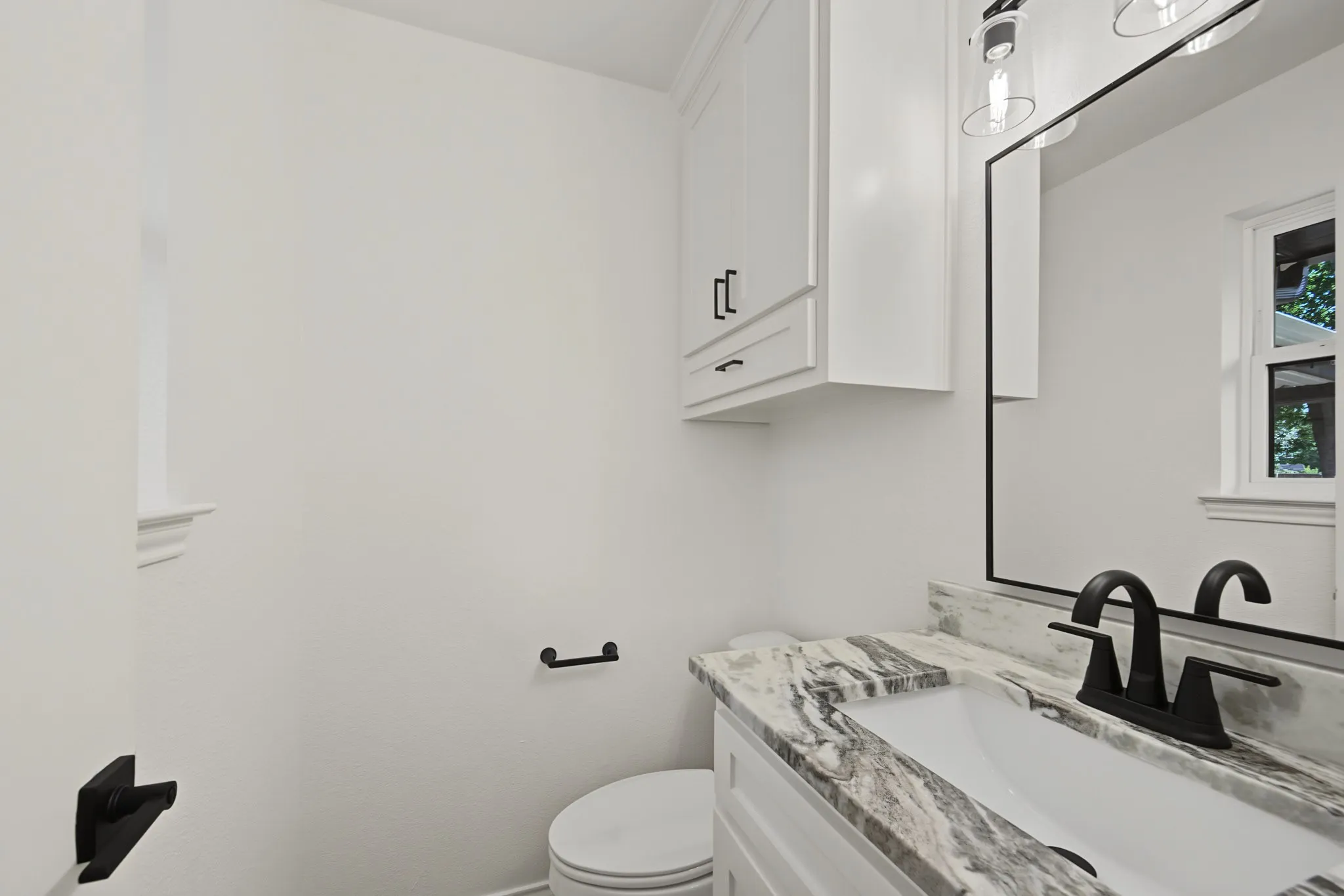 Single Family Residence For Sale in Denton County , 815 Steve Ct, Sanger, Texas 76266, 3 Bedroom, 2 Bathroom, 1 Garage spaces, 1,094 Sqft, built in 1994, mls#21328284, Real Estate Agent in Sanger, Homes For Sale in Denton county, Homes For Sale in Sanger, Realtor in Sanger Texas, Real Estate Brokerage Independent Realty Texas, Luminita Cordes Realtor