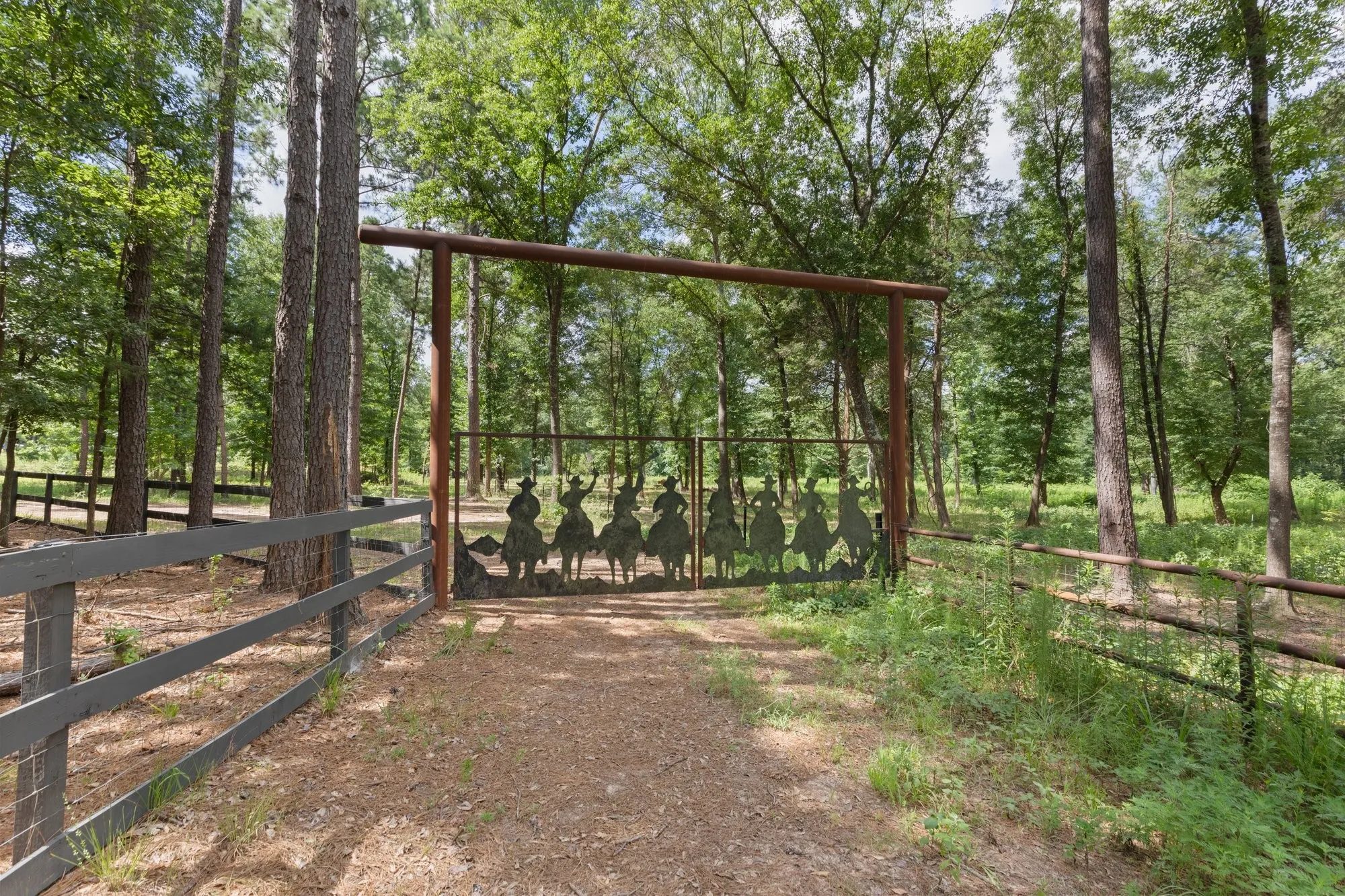 Farm For Sale in Wood County , 188 CR 4583, Winnsboro, Texas 75494, 4 Bedroom, 4 Bathroom, Garage spaces, 2,230 Sqft, built in 2022, mls#21328297, Real Estate Agent in Winnsboro, Homes For Sale in Wood county, Homes For Sale in Winnsboro, Realtor in Winnsboro Texas, Real Estate Brokerage Independent Realty Texas, Luminita Cordes Realtor