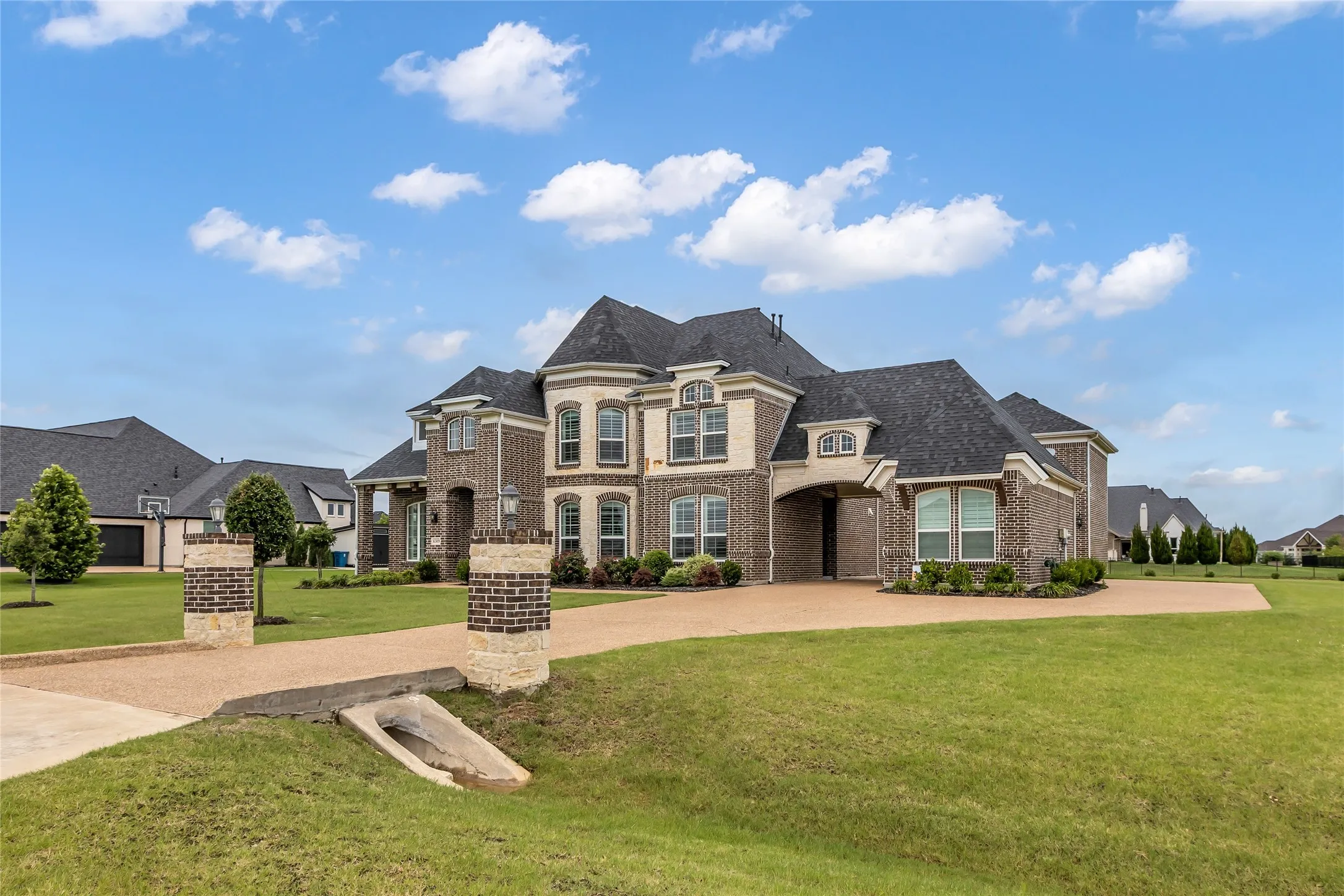 Single Family Residence For Sale in Collin County , 6309 Holbrook Circle, Parker, Texas 75002, 6 Bedroom, 4 Bathroom, 3 Garage spaces, 4,901 Sqft, built in 2018, mls#21327804, Real Estate Agent in Parker, Homes For Sale in Collin county, Homes For Sale in Parker, Realtor in Parker Texas, Real Estate Brokerage Independent Realty Texas, Luminita Cordes Realtor