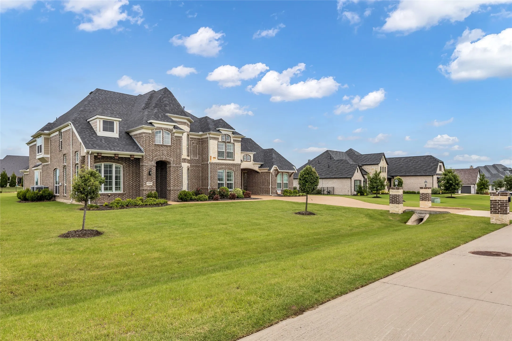 Single Family Residence For Sale in Collin County , 6309 Holbrook Circle, Parker, Texas 75002, 6 Bedroom, 4 Bathroom, 3 Garage spaces, 4,901 Sqft, built in 2018, mls#21327804, Real Estate Agent in Parker, Homes For Sale in Collin county, Homes For Sale in Parker, Realtor in Parker Texas, Real Estate Brokerage Independent Realty Texas, Luminita Cordes Realtor