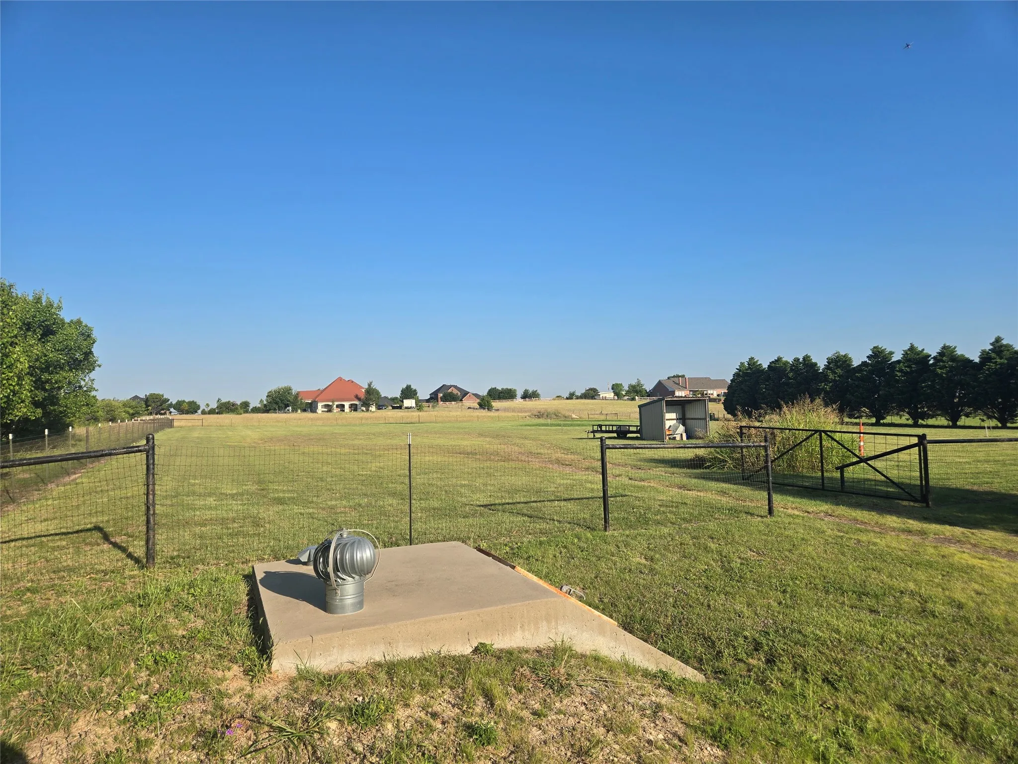Single Family Residence For Sale in Collin County , 2315 S Coit Road, Celina, Texas 75009, 3 Bedrooms, 3 Bathrooms, 3 Garage spaces, 2,588 Sqft, built in 2003, Price $1,299,000, mls#21327511, Real Estate Agent in Celina, Homes For Sale in Collin county, Homes For Sale in Celina, Realtor in Celina Texas, Real Estate Brokerage Independent Realty Texas, Luminita Cordes Realtor