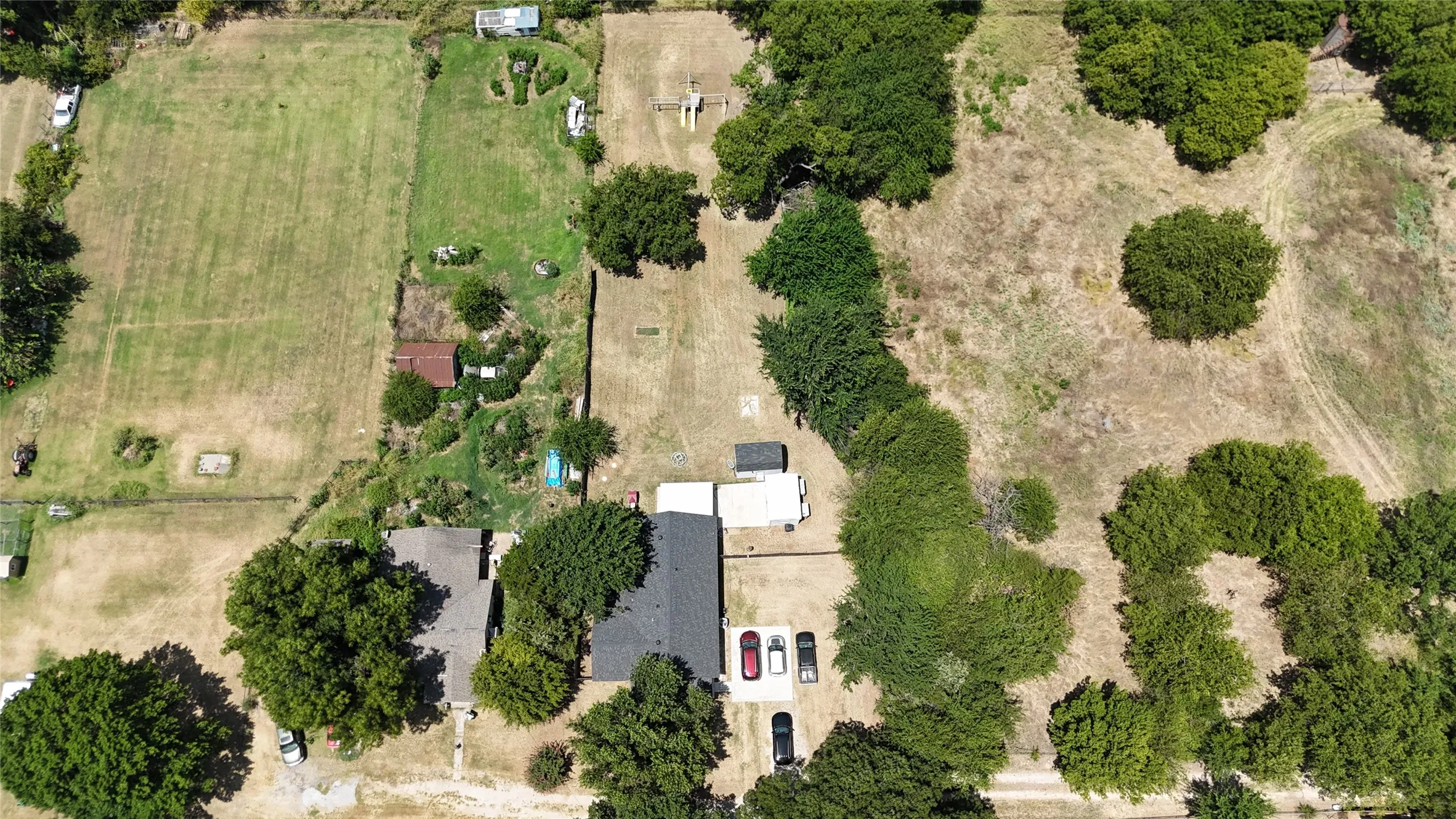 Single Family Residence For Sale in Wise County , 200 S Mimosa Street, Paradise, Texas 76073, 3 Bedroom, 2 Bathroom, Garage spaces, 1,733 Sqft, built in 1936, mls#21328167, Real Estate Agent in Paradise, Homes For Sale in Wise county, Homes For Sale in Paradise, Realtor in Paradise Texas, Real Estate Brokerage Independent Realty Texas, Luminita Cordes Realtor