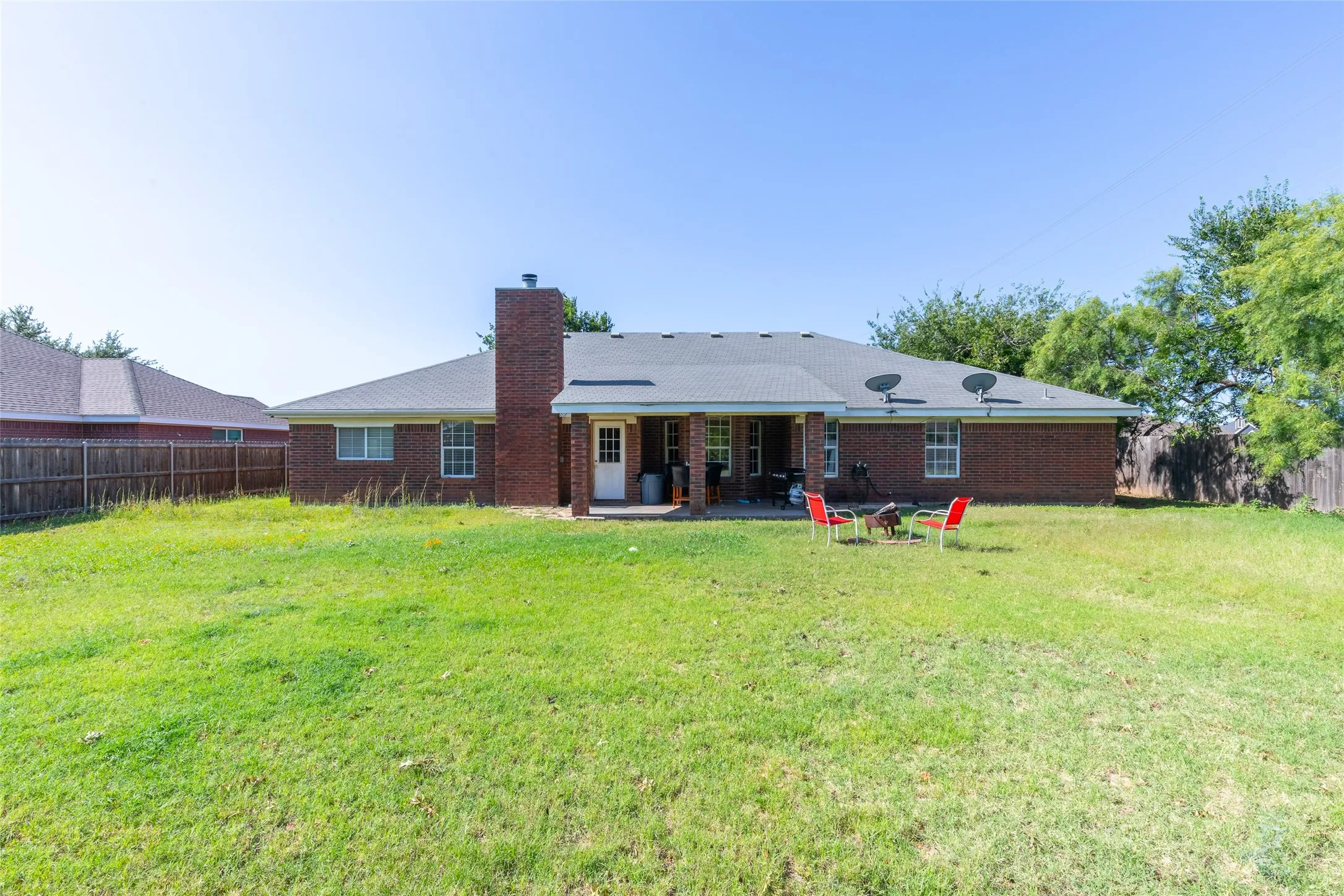 Single Family Residence For Sale in Taylor County , 5150 Rusty Trail, Abilene, Texas 79606, 3 Bedroom, 2 Bathroom, 2 Garage spaces, 1,984 Sqft, built in 1996, mls#21323112, Real Estate Agent in Abilene, Homes For Sale in Taylor county, Homes For Sale in Abilene, Realtor in Abilene Texas, Real Estate Brokerage Independent Realty Texas, Luminita Cordes Realtor