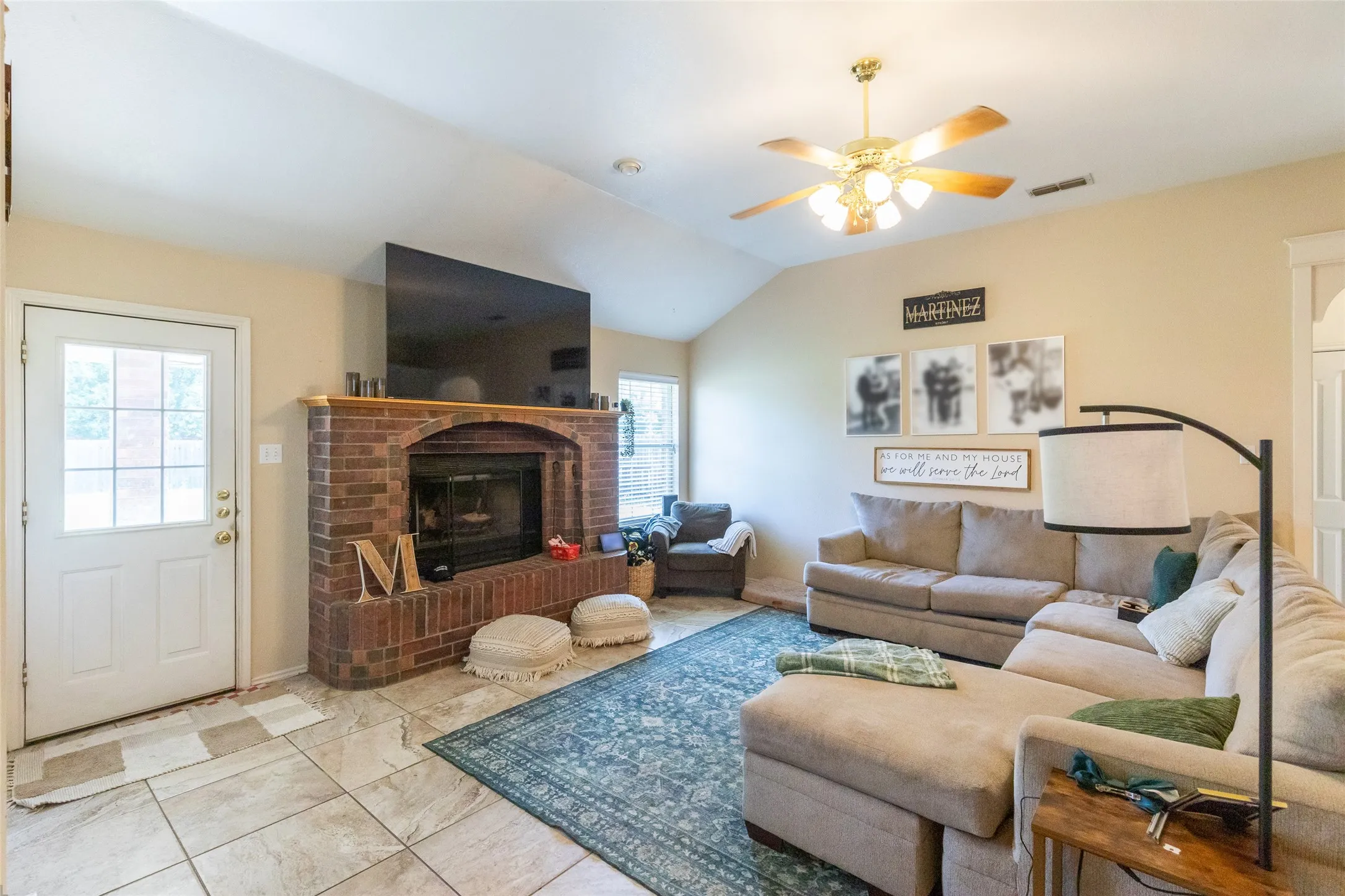 Single Family Residence For Sale in Taylor County , 5150 Rusty Trail, Abilene, Texas 79606, 3 Bedroom, 2 Bathroom, 2 Garage spaces, 1,984 Sqft, built in 1996, mls#21323112, Real Estate Agent in Abilene, Homes For Sale in Taylor county, Homes For Sale in Abilene, Realtor in Abilene Texas, Real Estate Brokerage Independent Realty Texas, Luminita Cordes Realtor