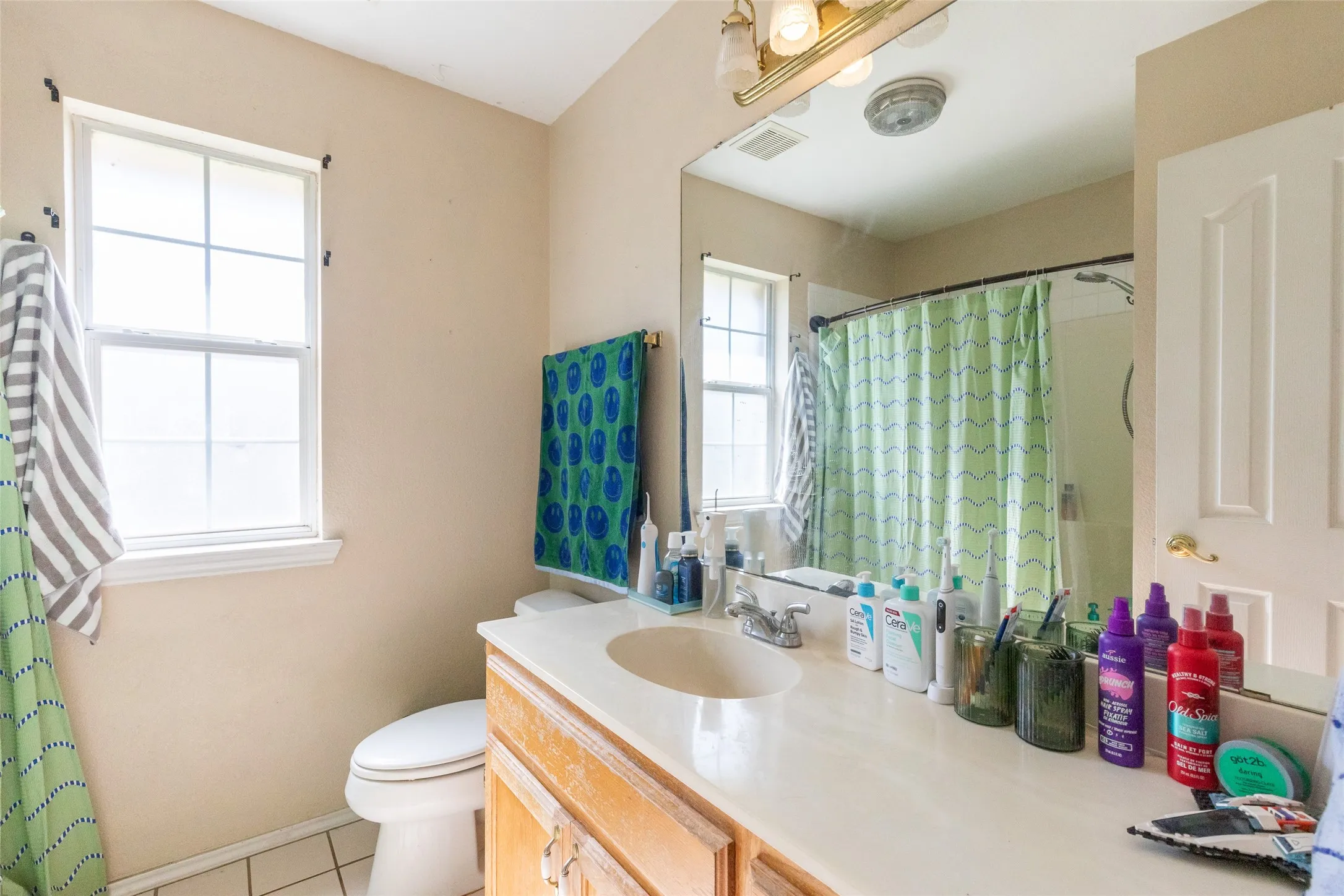 Single Family Residence For Sale in Taylor County , 5150 Rusty Trail, Abilene, Texas 79606, 3 Bedroom, 2 Bathroom, 2 Garage spaces, 1,984 Sqft, built in 1996, mls#21323112, Real Estate Agent in Abilene, Homes For Sale in Taylor county, Homes For Sale in Abilene, Realtor in Abilene Texas, Real Estate Brokerage Independent Realty Texas, Luminita Cordes Realtor