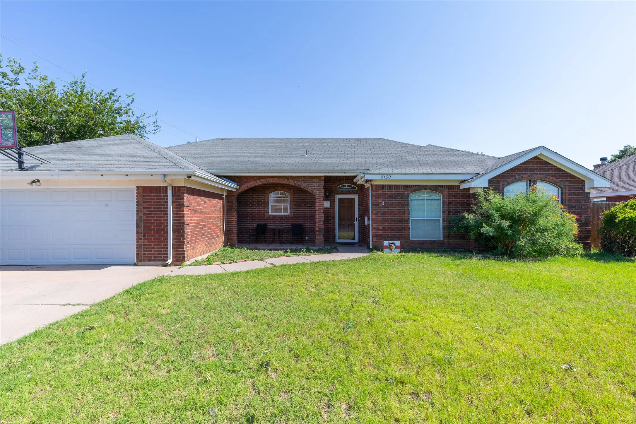 Single Family Residence For Sale in Taylor County , 5150 Rusty Trail, Abilene, Texas 79606, 3 Bedroom, 2 Bathroom, 2 Garage spaces, 1,984 Sqft, built in 1996, mls#21323112, Real Estate Agent in Abilene, Homes For Sale in Taylor county, Homes For Sale in Abilene, Realtor in Abilene Texas, Real Estate Brokerage Independent Realty Texas, Luminita Cordes Realtor
