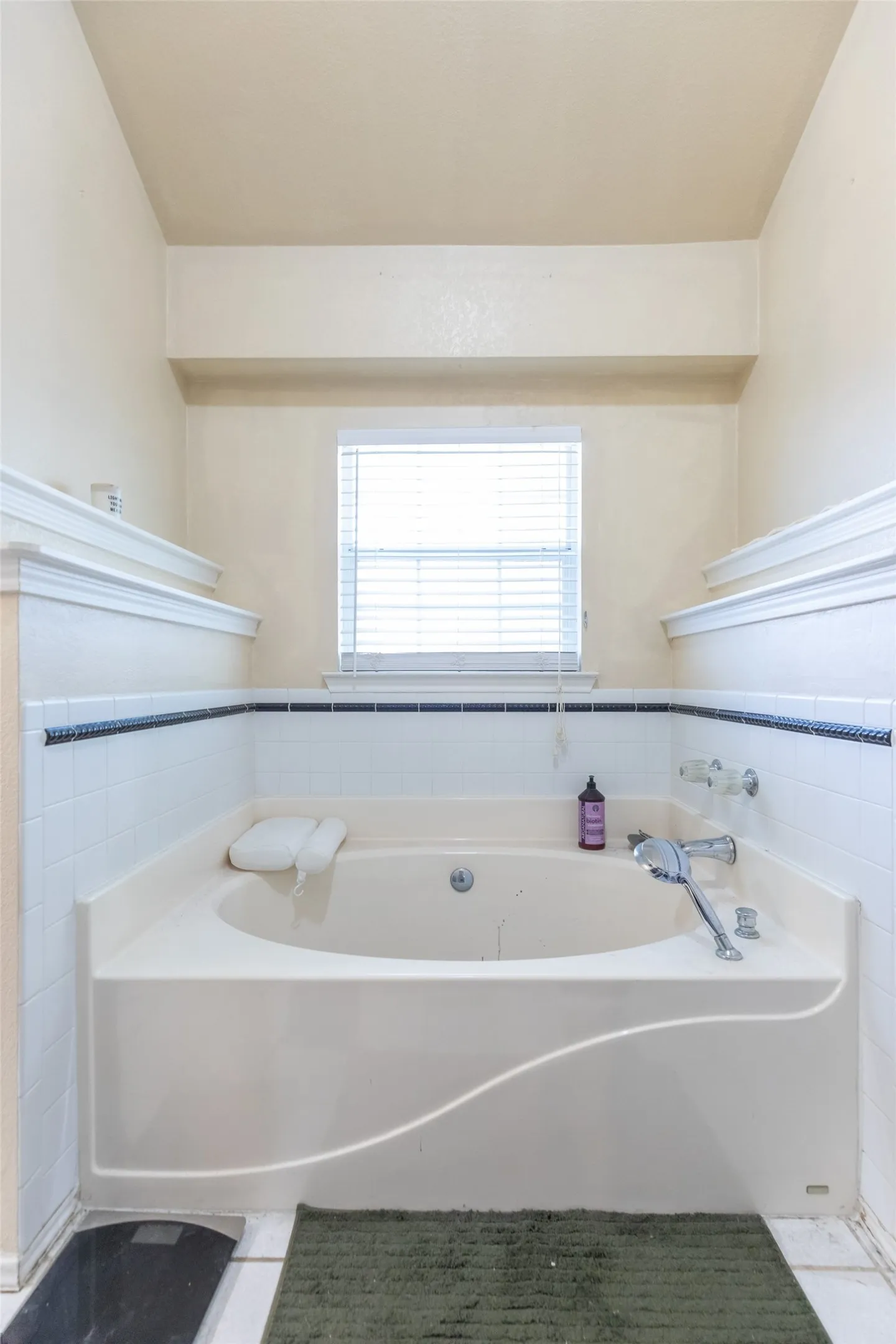 Single Family Residence For Sale in Taylor County , 5150 Rusty Trail, Abilene, Texas 79606, 3 Bedroom, 2 Bathroom, 2 Garage spaces, 1,984 Sqft, built in 1996, mls#21323112, Real Estate Agent in Abilene, Homes For Sale in Taylor county, Homes For Sale in Abilene, Realtor in Abilene Texas, Real Estate Brokerage Independent Realty Texas, Luminita Cordes Realtor