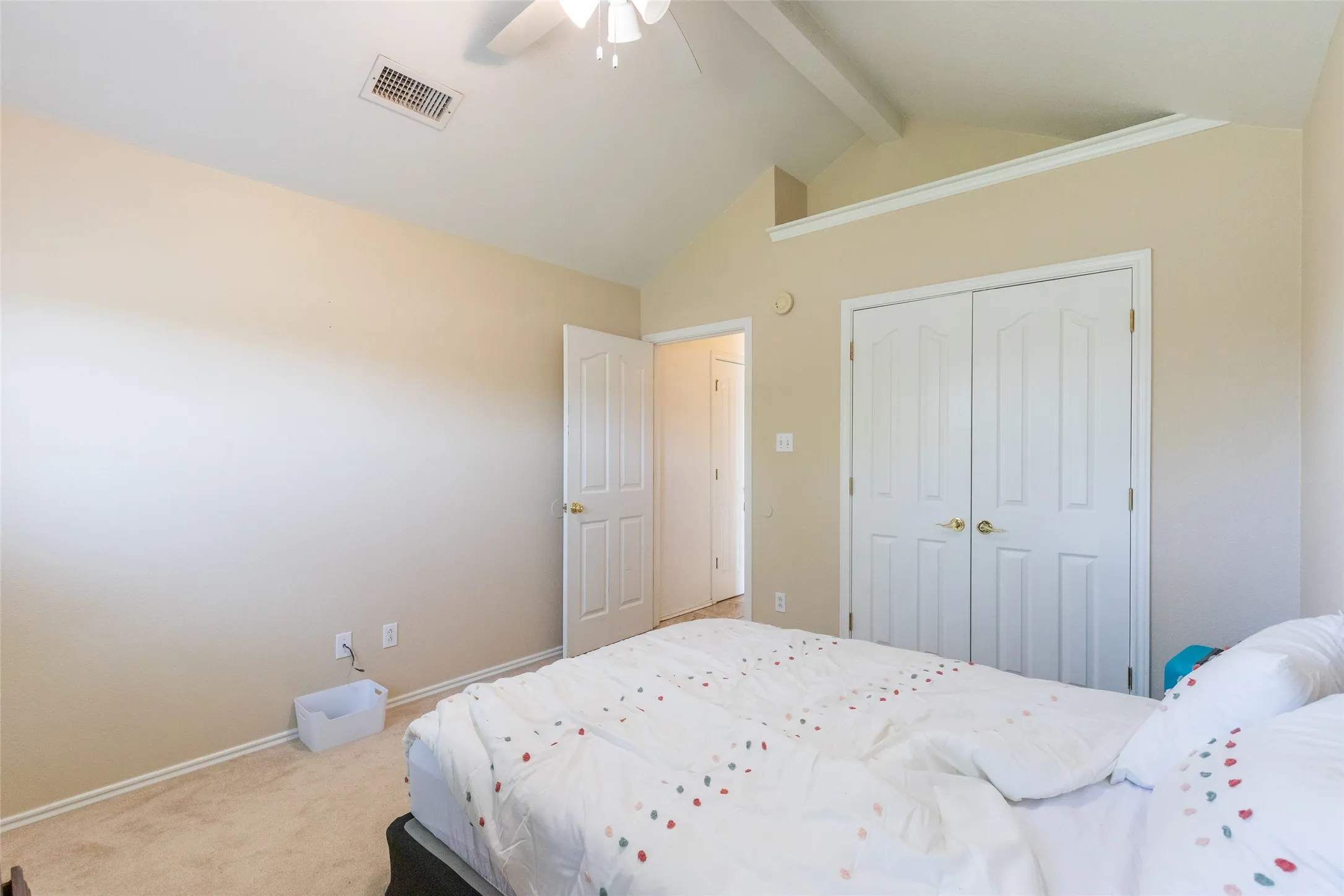 Single Family Residence For Sale in Taylor County , 5150 Rusty Trail, Abilene, Texas 79606, 3 Bedroom, 2 Bathroom, 2 Garage spaces, 1,984 Sqft, built in 1996, mls#21323112, Real Estate Agent in Abilene, Homes For Sale in Taylor county, Homes For Sale in Abilene, Realtor in Abilene Texas, Real Estate Brokerage Independent Realty Texas, Luminita Cordes Realtor