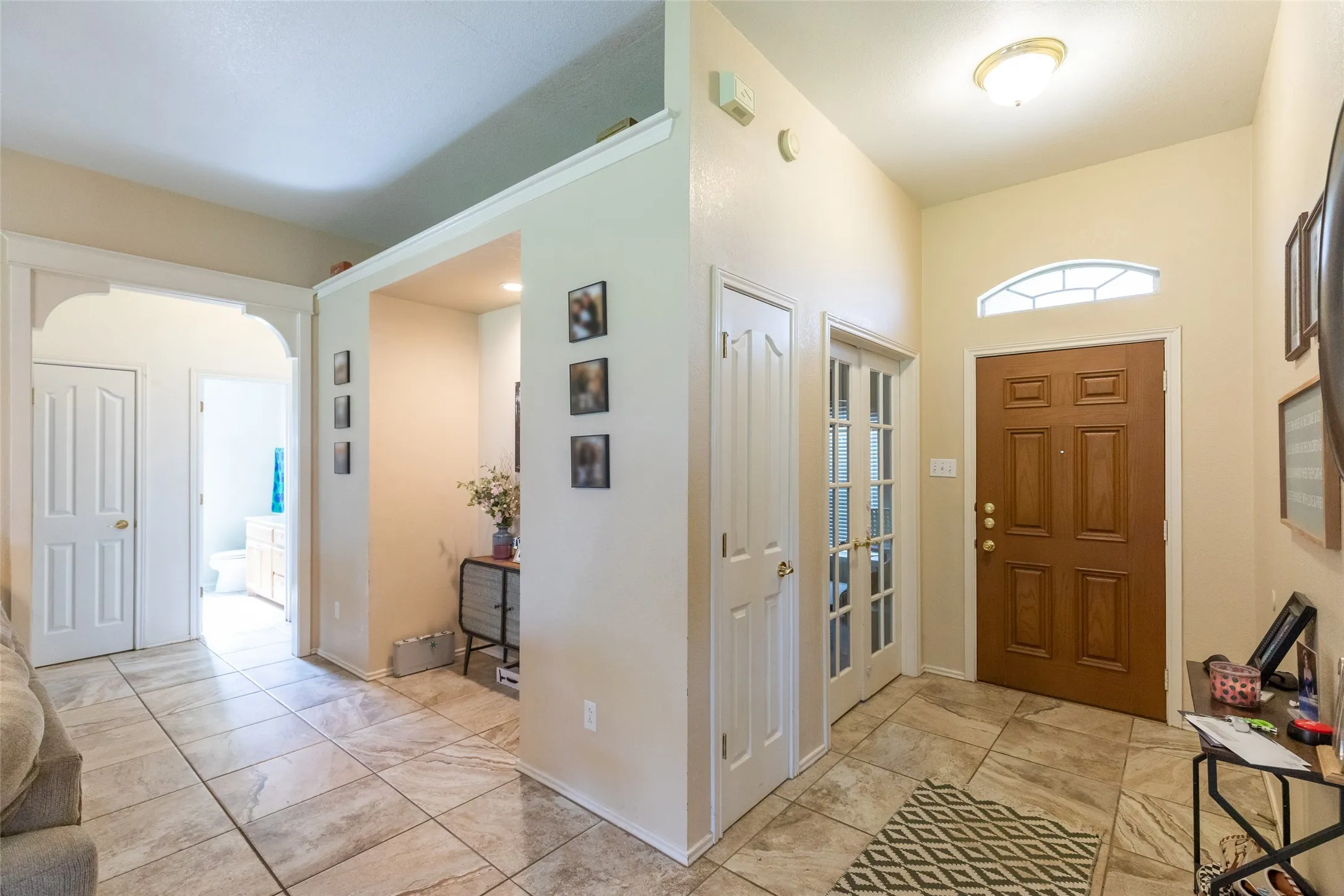 Single Family Residence For Sale in Taylor County , 5150 Rusty Trail, Abilene, Texas 79606, 3 Bedroom, 2 Bathroom, 2 Garage spaces, 1,984 Sqft, built in 1996, mls#21323112, Real Estate Agent in Abilene, Homes For Sale in Taylor county, Homes For Sale in Abilene, Realtor in Abilene Texas, Real Estate Brokerage Independent Realty Texas, Luminita Cordes Realtor