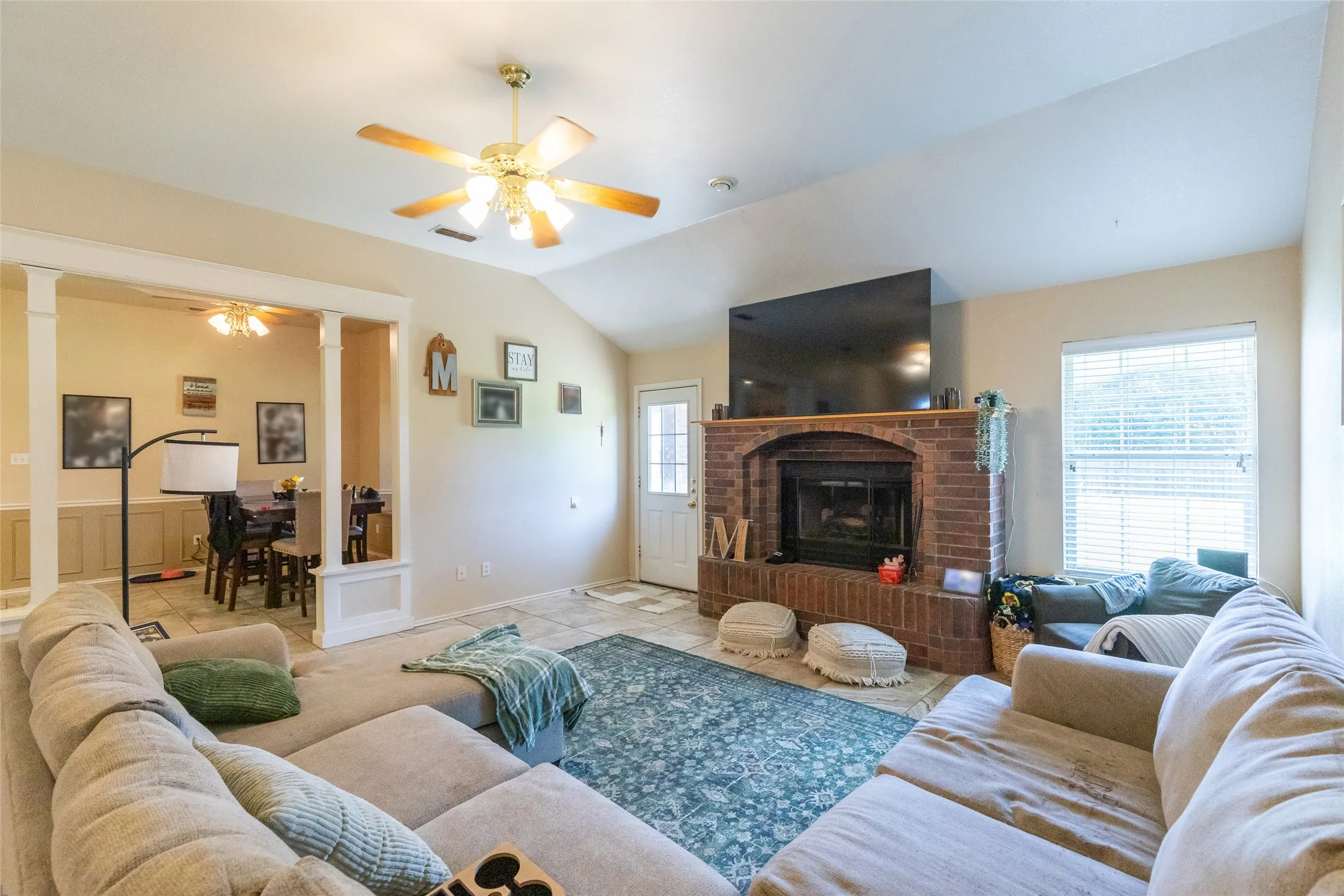 Single Family Residence For Sale in Taylor County , 5150 Rusty Trail, Abilene, Texas 79606, 3 Bedroom, 2 Bathroom, 2 Garage spaces, 1,984 Sqft, built in 1996, mls#21323112, Real Estate Agent in Abilene, Homes For Sale in Taylor county, Homes For Sale in Abilene, Realtor in Abilene Texas, Real Estate Brokerage Independent Realty Texas, Luminita Cordes Realtor