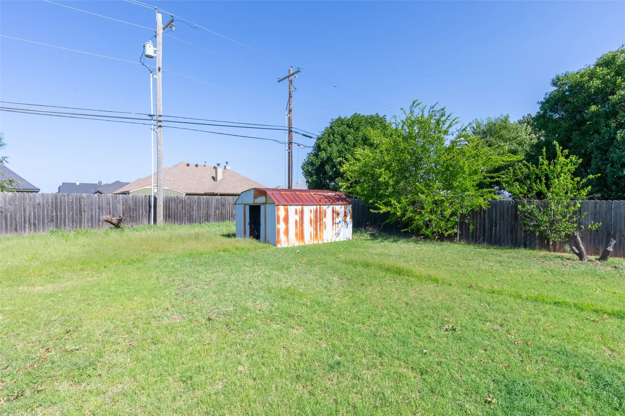 Single Family Residence For Sale in Taylor County , 5150 Rusty Trail, Abilene, Texas 79606, 3 Bedroom, 2 Bathroom, 2 Garage spaces, 1,984 Sqft, built in 1996, mls#21323112, Real Estate Agent in Abilene, Homes For Sale in Taylor county, Homes For Sale in Abilene, Realtor in Abilene Texas, Real Estate Brokerage Independent Realty Texas, Luminita Cordes Realtor