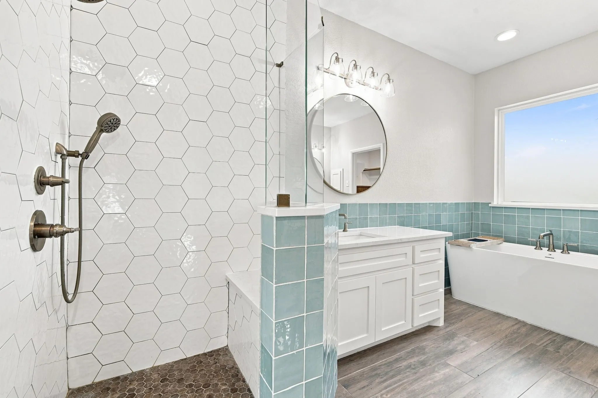 Single Family Residence For Sale in Ellis County , 4020 Zachs Court, Midlothian, Texas 76065, 5 Bedroom, 4 Bathroom, 2 Garage spaces, 3,182 Sqft, built in 2005, mls#21323242, Real Estate Agent in Midlothian, Homes For Sale in Ellis county, Homes For Sale in Midlothian, Realtor in Midlothian Texas, Real Estate Brokerage Independent Realty Texas, Luminita Cordes Realtor