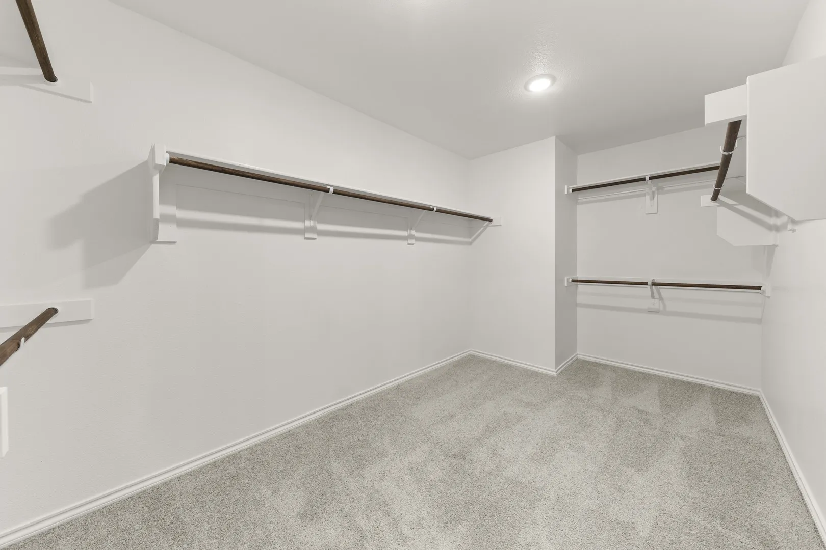 24. 3266 Ribisl - Closet