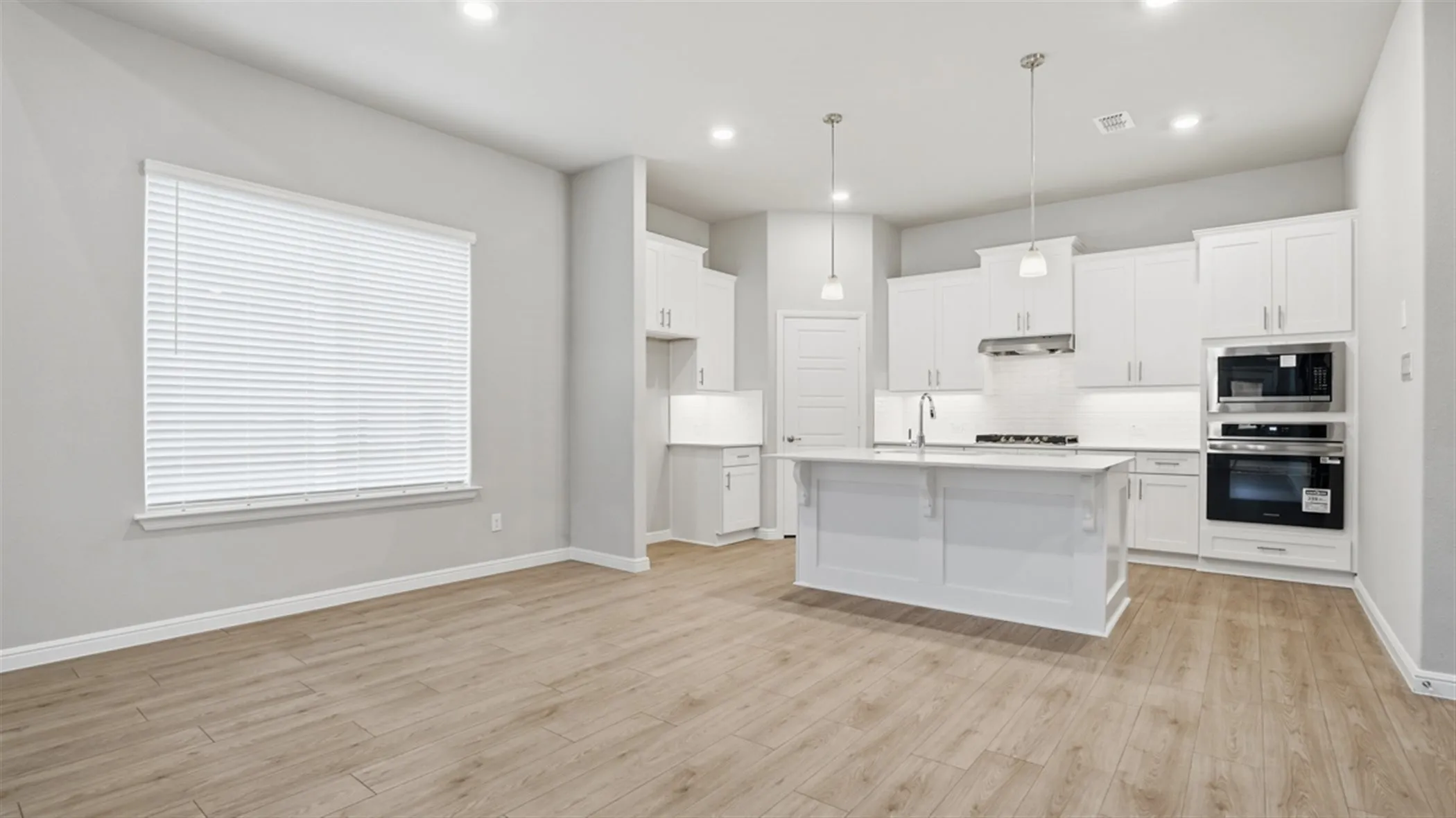 Single Family Residence For Sale in Tarrant County , 6857 BRAHMAN Drive, Arlington, Texas 76001, 5 Bedroom, 3 Bathroom, 3 Garage spaces, 3,154 Sqft, built in 2026, mls#21326780, Real Estate Agent in Arlington, Homes For Sale in Tarrant county, Homes For Sale in Arlington, Realtor in Arlington Texas, Real Estate Brokerage Independent Realty Texas, Luminita Cordes Realtor