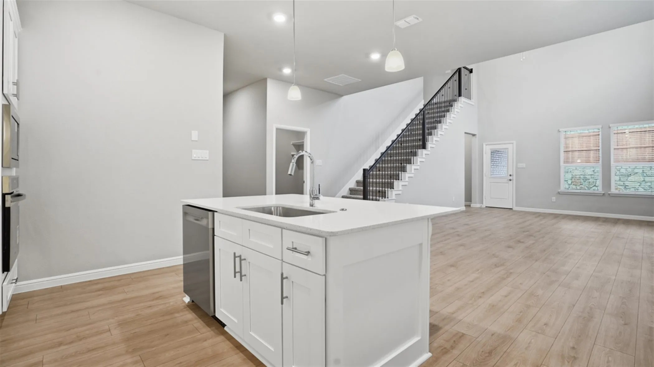 Single Family Residence For Sale in Tarrant County , 6857 BRAHMAN Drive, Arlington, Texas 76001, 5 Bedroom, 3 Bathroom, 3 Garage spaces, 3,154 Sqft, built in 2026, mls#21326780, Real Estate Agent in Arlington, Homes For Sale in Tarrant county, Homes For Sale in Arlington, Realtor in Arlington Texas, Real Estate Brokerage Independent Realty Texas, Luminita Cordes Realtor