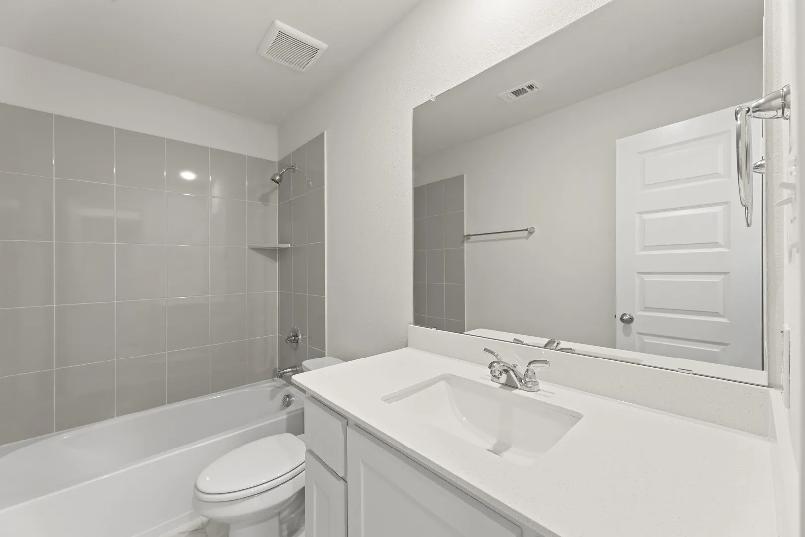 23. 6221 Delacroix - 2ND Bath
