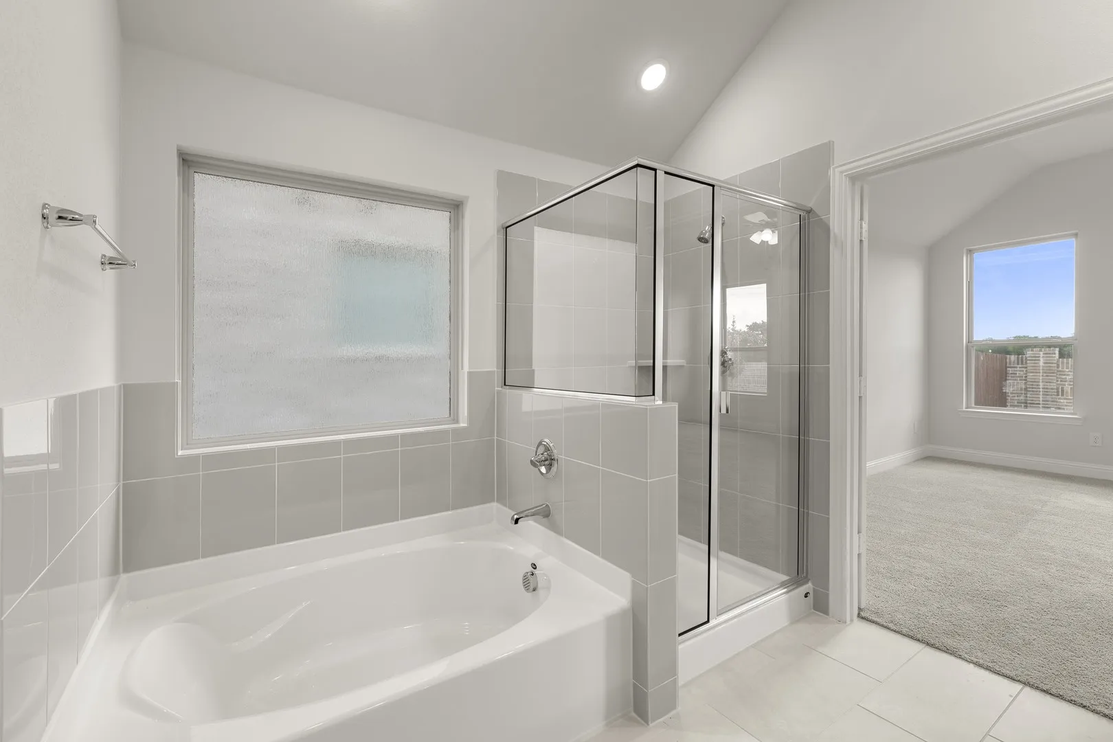 22. 6217 Delacroix - Bath (3)