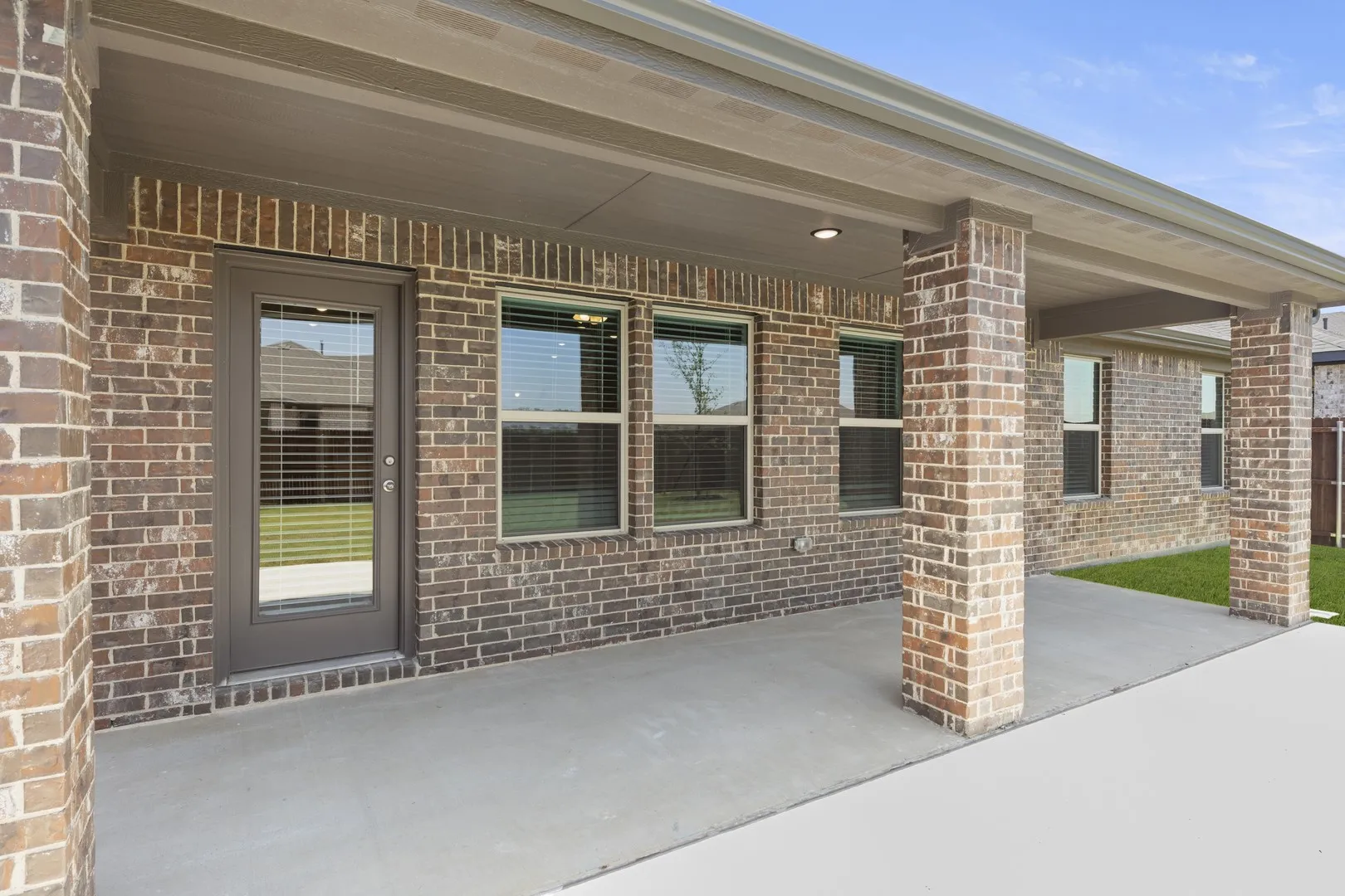 25. 213 Van Horn - Patio