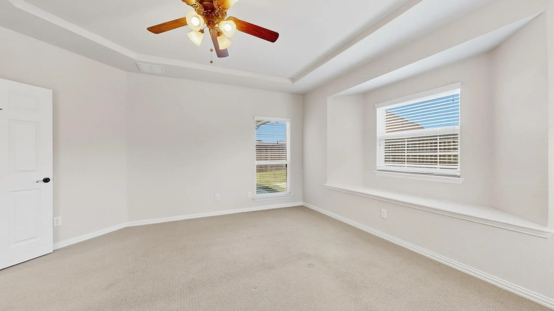 Single Family Residence For Sale in Kaufman County , 1212 Glendon Drive, Forney, Texas 75126, 4 Bedroom, 4 Bathroom, 2 Garage spaces, 3,406 Sqft, built in 2019, mls#21326675, Real Estate Agent in Forney, Homes For Sale in Kaufman county, Homes For Sale in Forney, Realtor in Forney Texas, Real Estate Brokerage Independent Realty Texas, Luminita Cordes Realtor