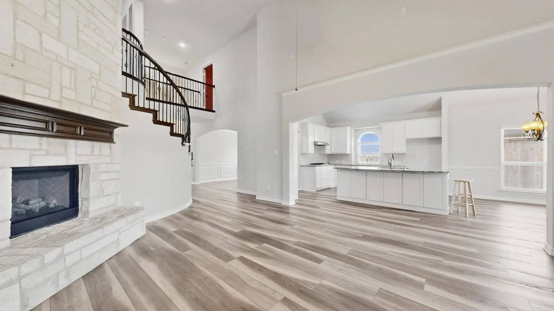 Single Family Residence For Sale in Kaufman County , 1212 Glendon Drive, Forney, Texas 75126, 4 Bedroom, 4 Bathroom, 2 Garage spaces, 3,406 Sqft, built in 2019, mls#21326675, Real Estate Agent in Forney, Homes For Sale in Kaufman county, Homes For Sale in Forney, Realtor in Forney Texas, Real Estate Brokerage Independent Realty Texas, Luminita Cordes Realtor