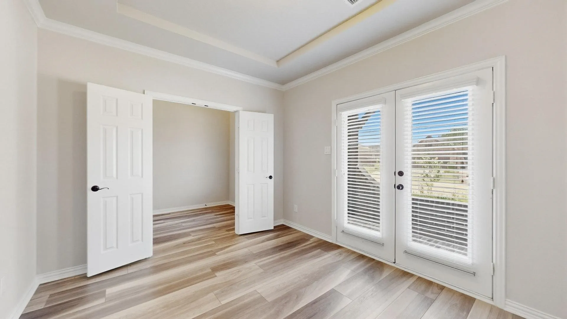 Single Family Residence For Sale in Kaufman County , 1212 Glendon Drive, Forney, Texas 75126, 4 Bedroom, 4 Bathroom, 2 Garage spaces, 3,406 Sqft, built in 2019, mls#21326675, Real Estate Agent in Forney, Homes For Sale in Kaufman county, Homes For Sale in Forney, Realtor in Forney Texas, Real Estate Brokerage Independent Realty Texas, Luminita Cordes Realtor