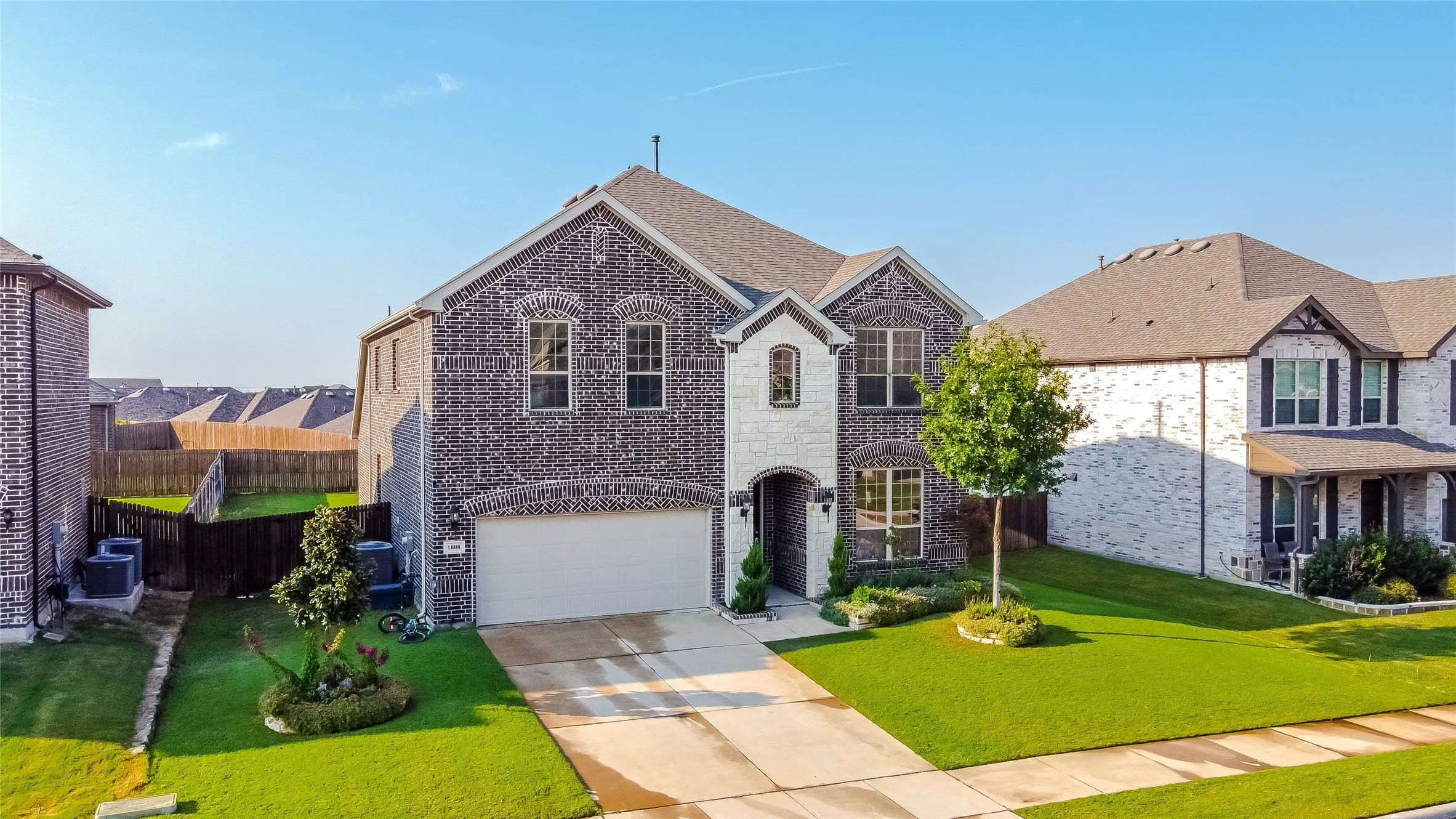 Single Family Residence For Sale in Collin County , 1808 Shady Vista Way, Wylie, Texas 75098, 5 Bedroom, 3 Bathroom, 2 Garage spaces, 3,021 Sqft, built in 2020, mls#21328343, Real Estate Agent in Wylie, Homes For Sale in Collin county, Homes For Sale in Wylie, Realtor in Wylie Texas, Real Estate Brokerage Independent Realty Texas, Luminita Cordes Realtor