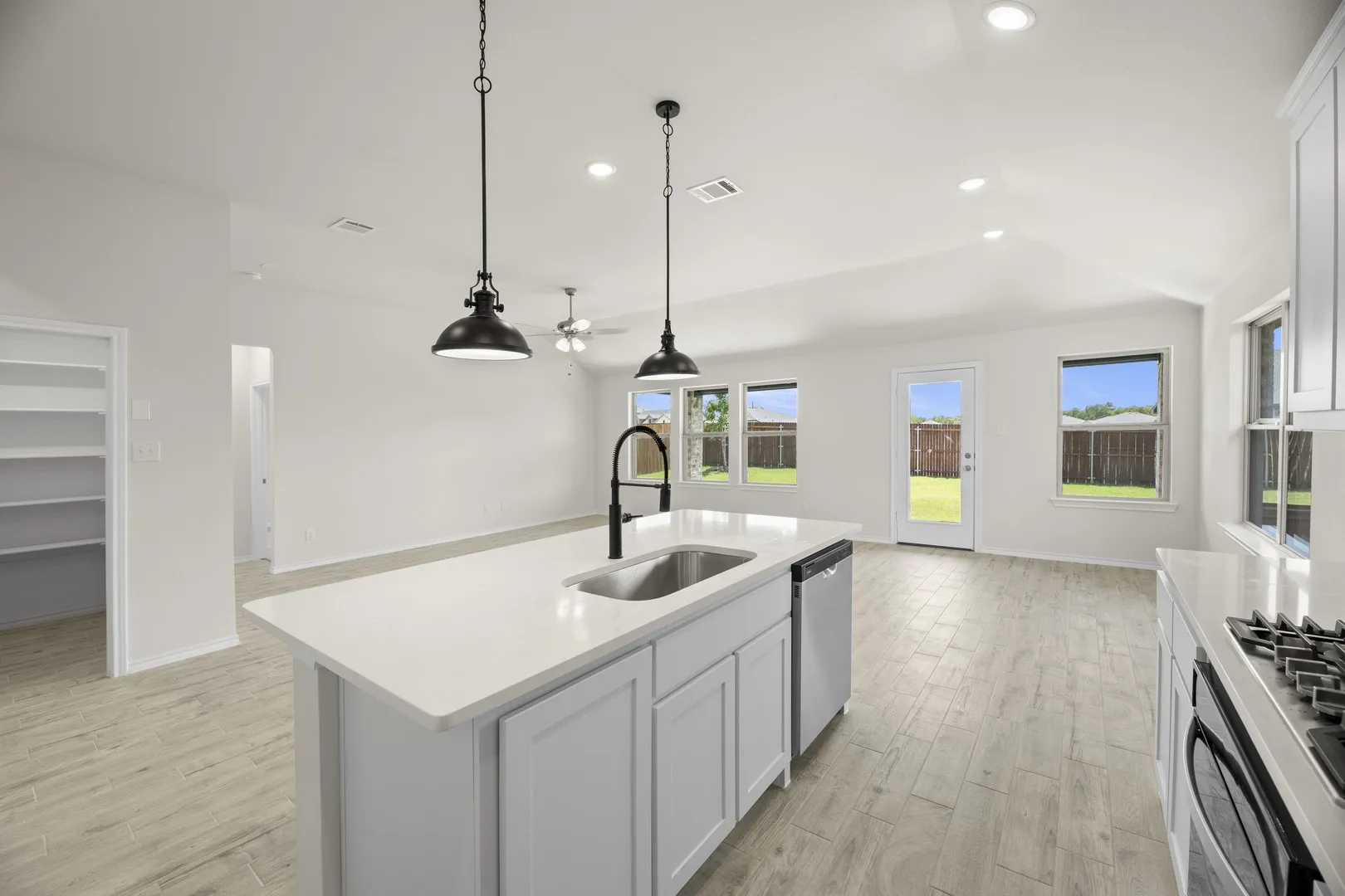 11. 211 Van Horn - Kitchen (4)