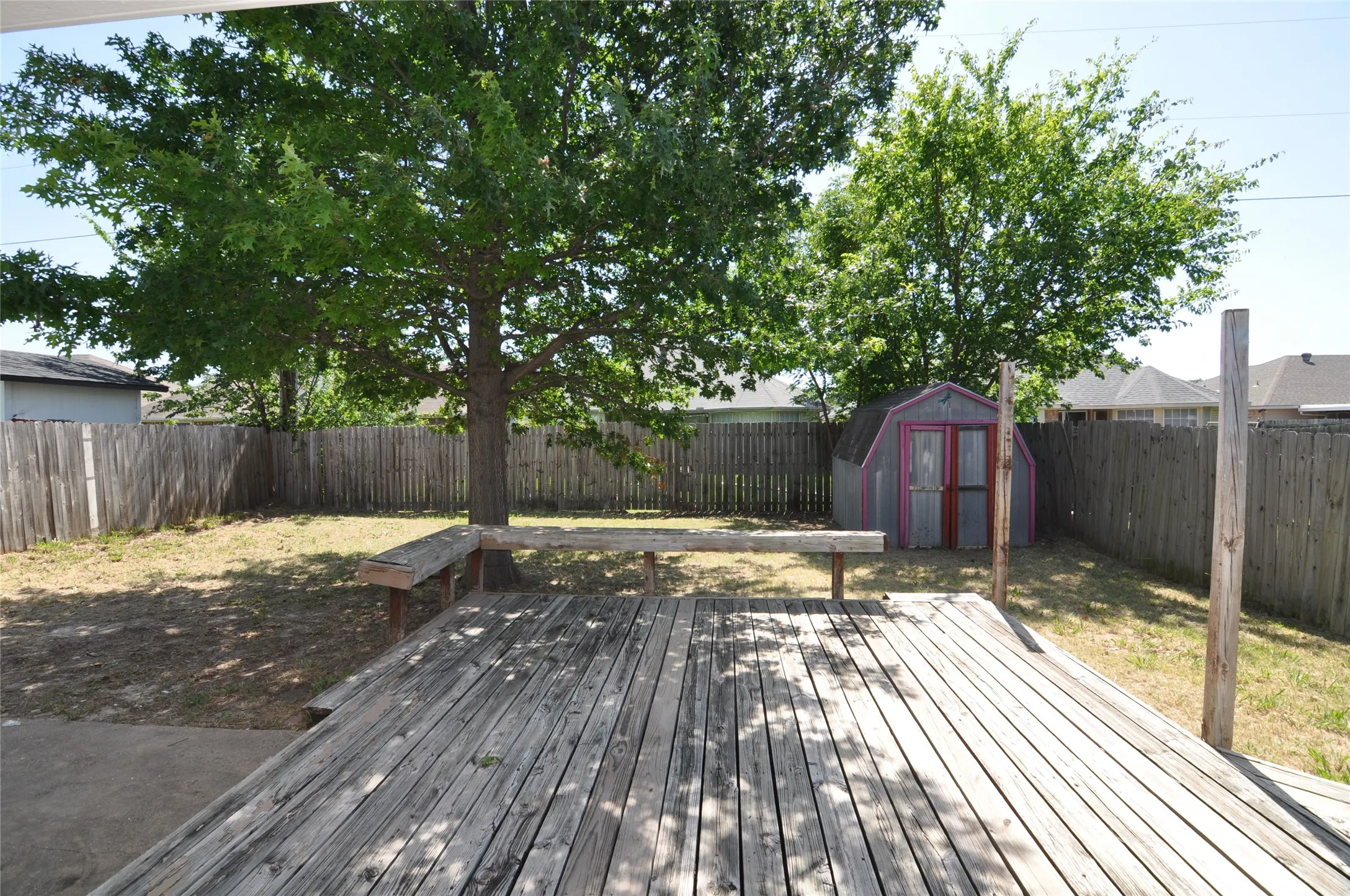 Single Family Residence For Sale in Denton County , 1805 Sharon Drive, Corinth, Texas 76210, 3 Bedroom, 2 Bathroom, 2 Garage spaces, 1,631 Sqft, built in 1996, mls#21325775, Real Estate Agent in Corinth, Homes For Sale in Denton county, Homes For Sale in Corinth, Realtor in Corinth Texas, Real Estate Brokerage Independent Realty Texas, Luminita Cordes Realtor